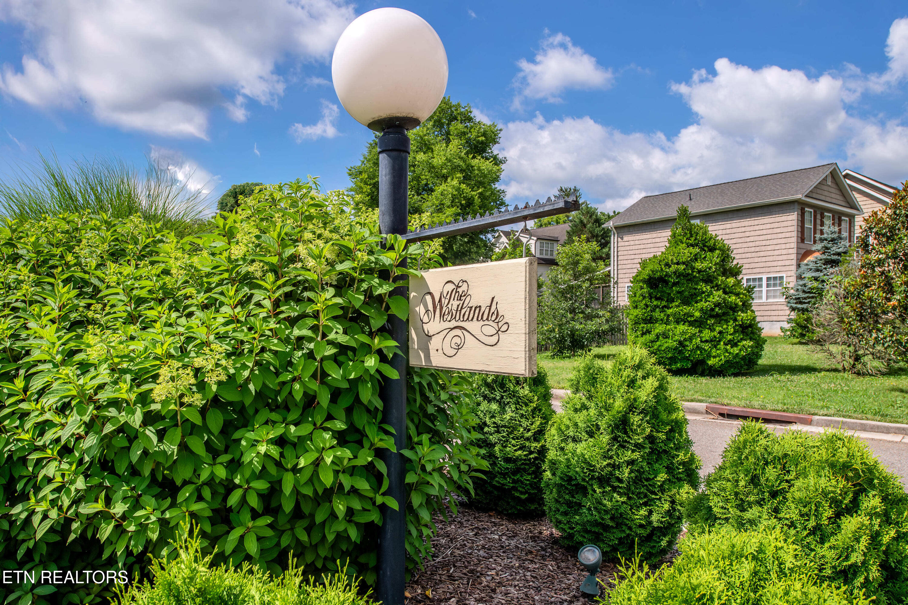 1350 Orleans Drive Knoxville TN 37919