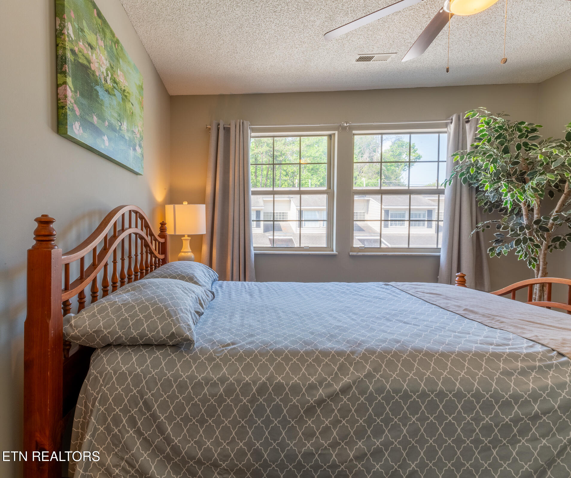 1307 Mountain Meadows Way Sevierville TN 37862