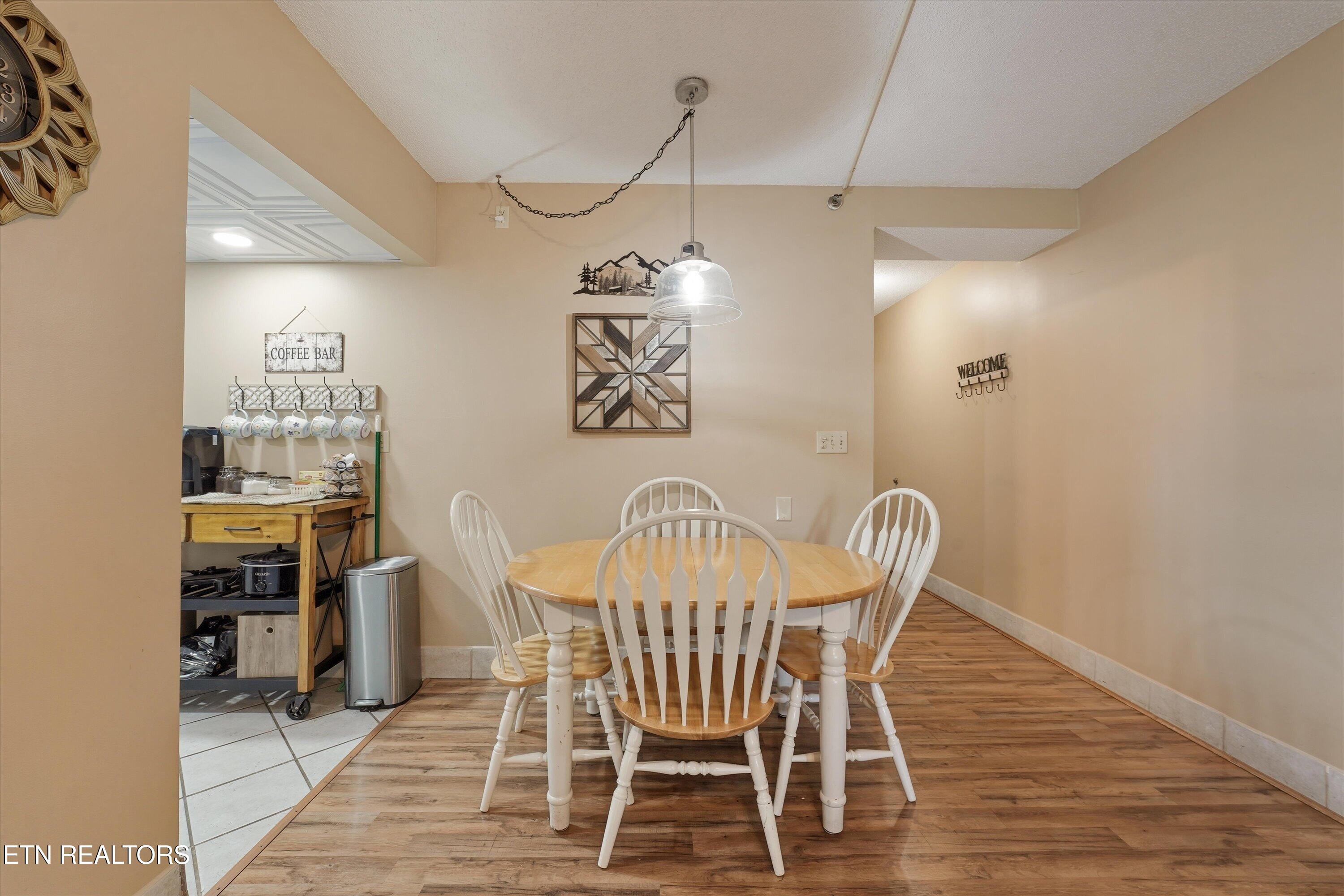 3215 N River Road Pigeon Forge TN 37863