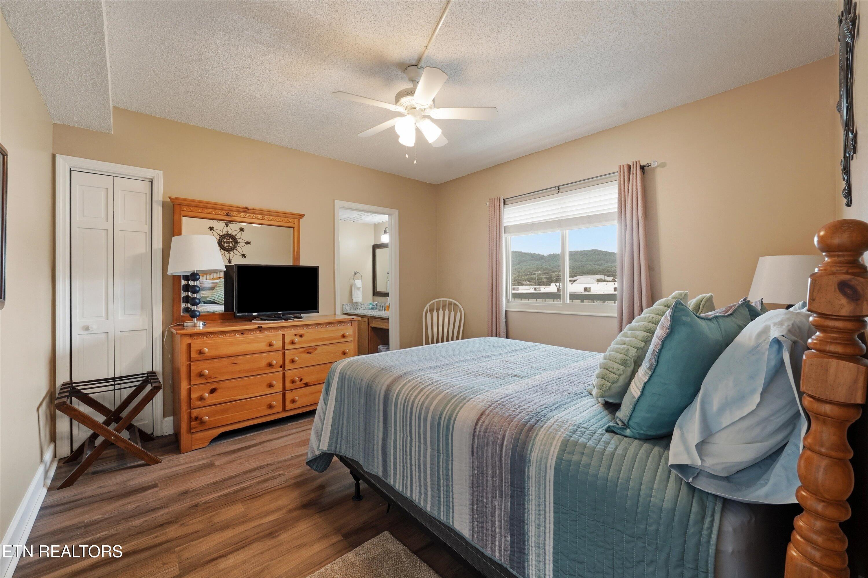 3215 N River Road Pigeon Forge TN 37863