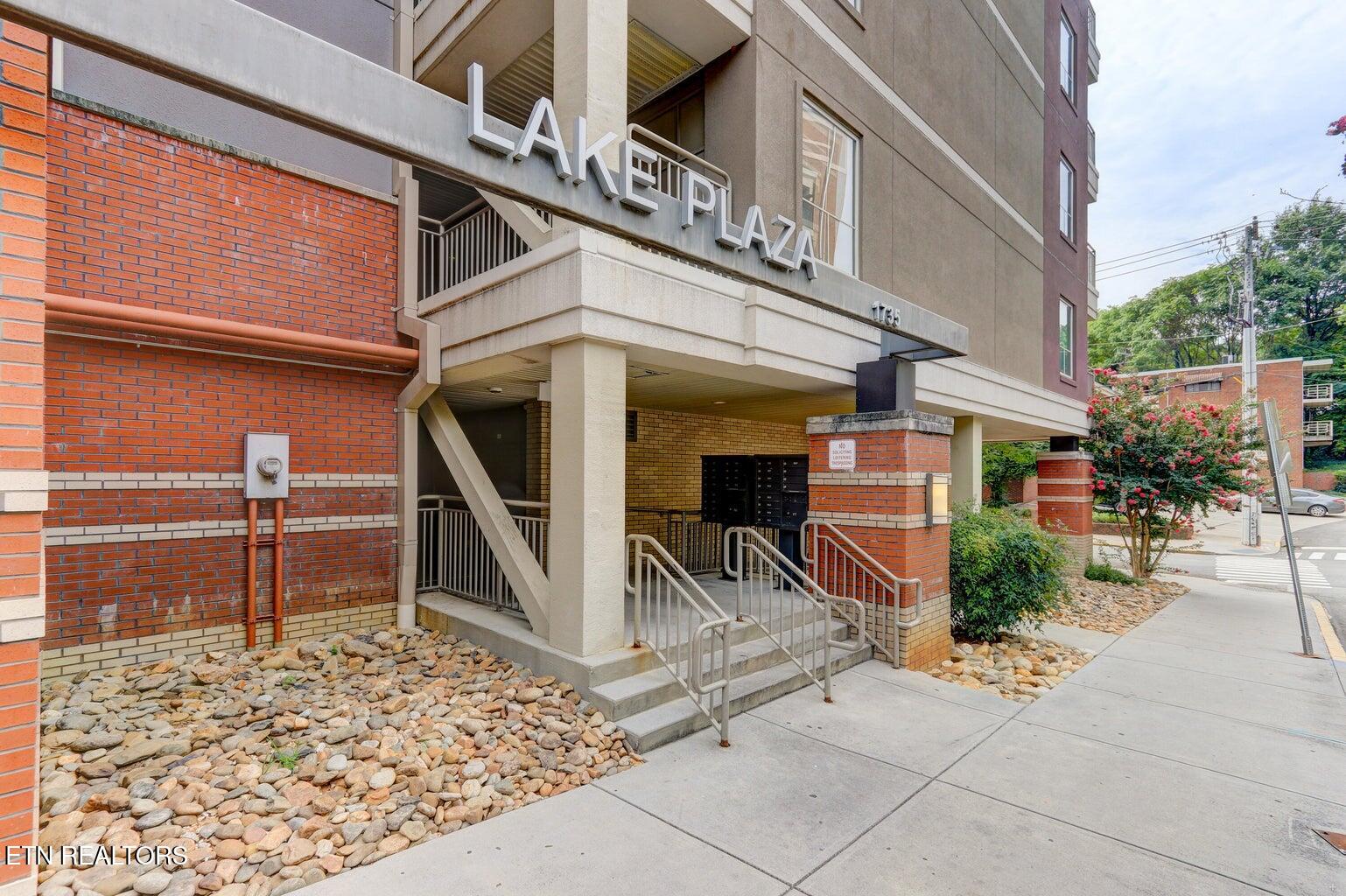 1735 Lake Avenue Knoxville TN 37916