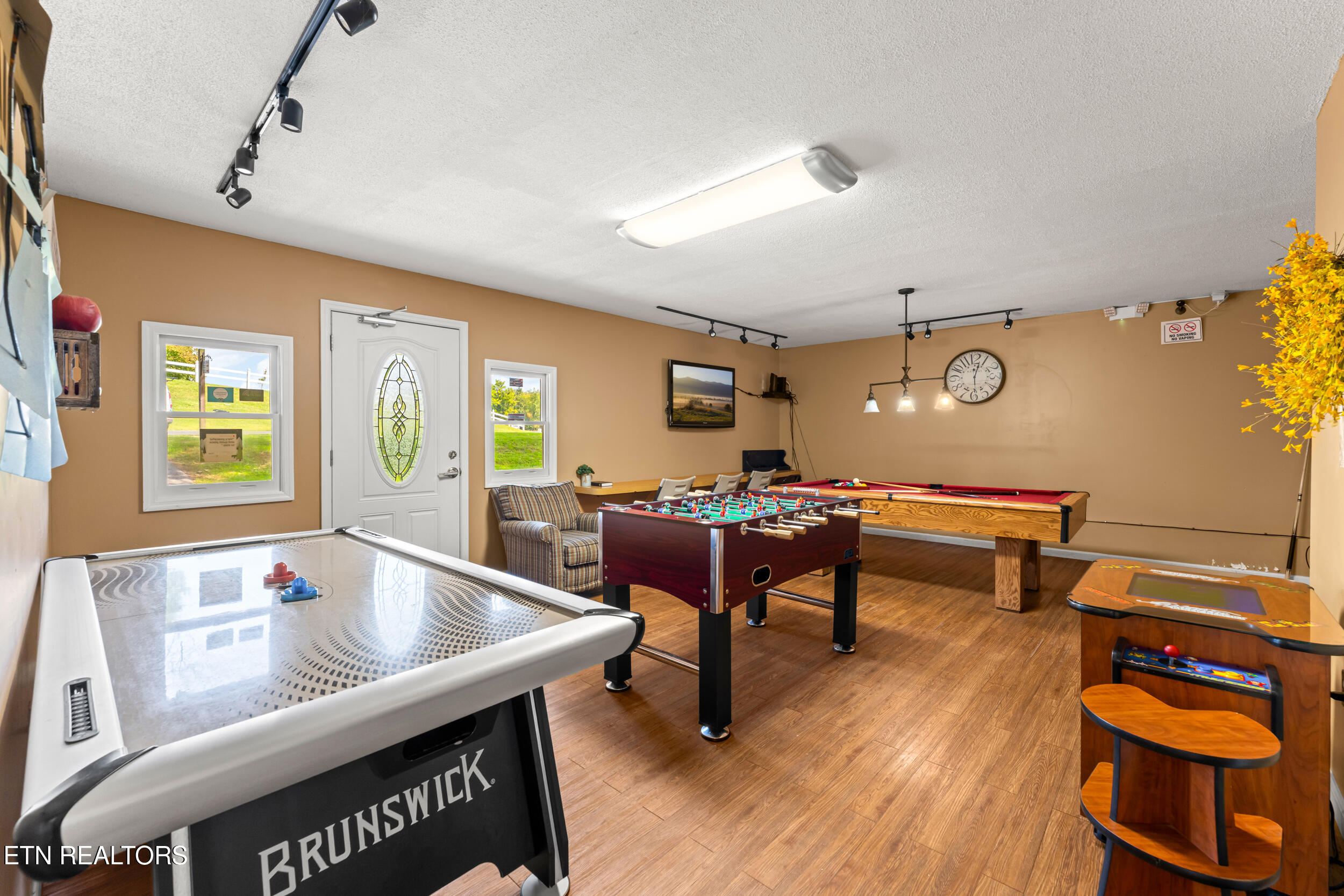 527 River Place Way Sevierville TN 37862