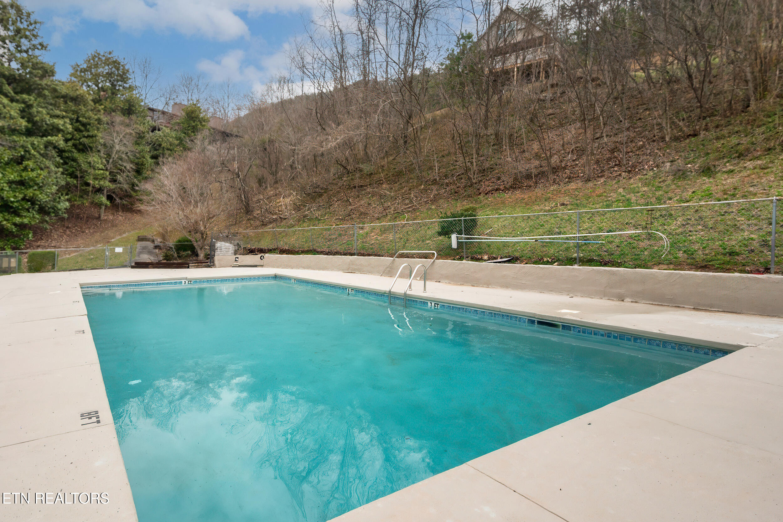 1081 Cove Road Sevierville TN 37876