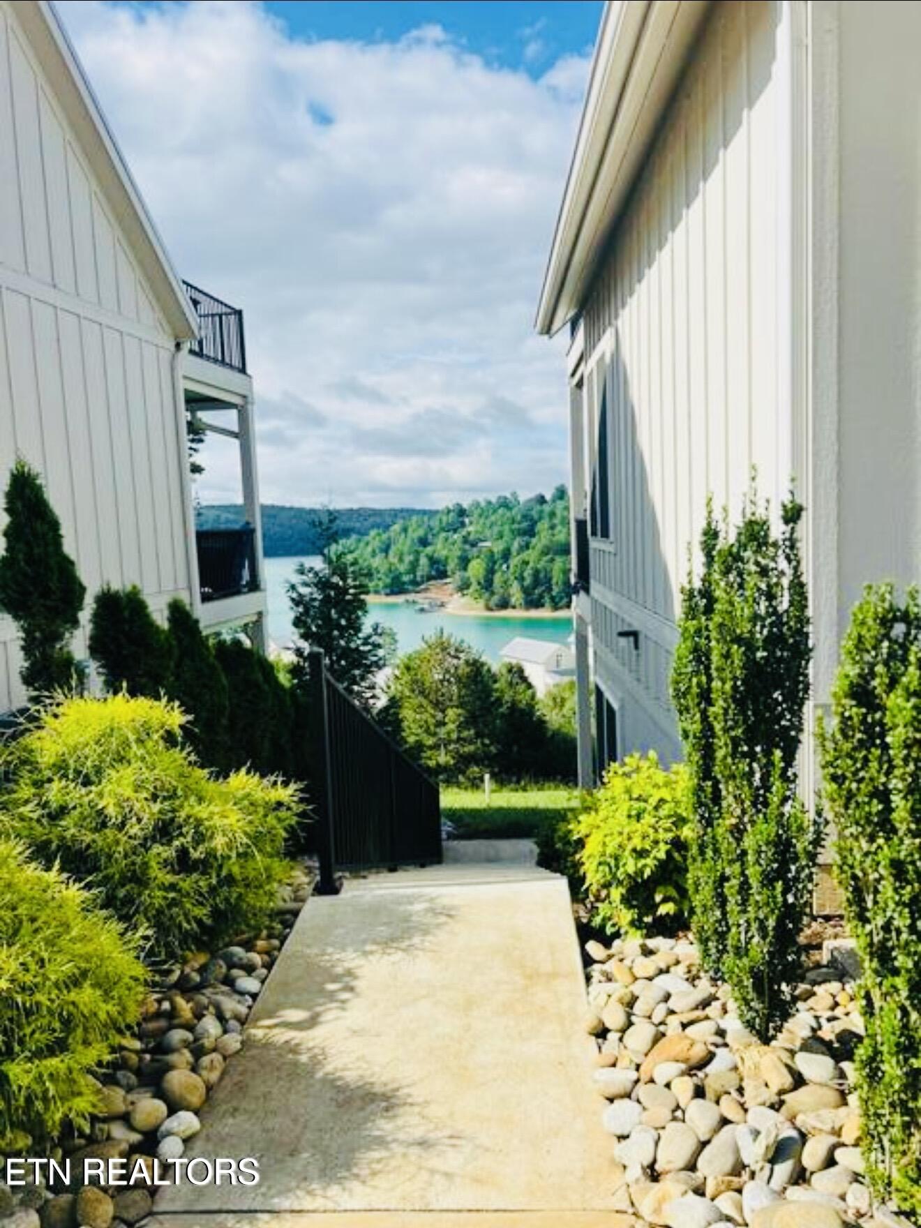 134 E Harbor View Lane Lafollette TN 37766