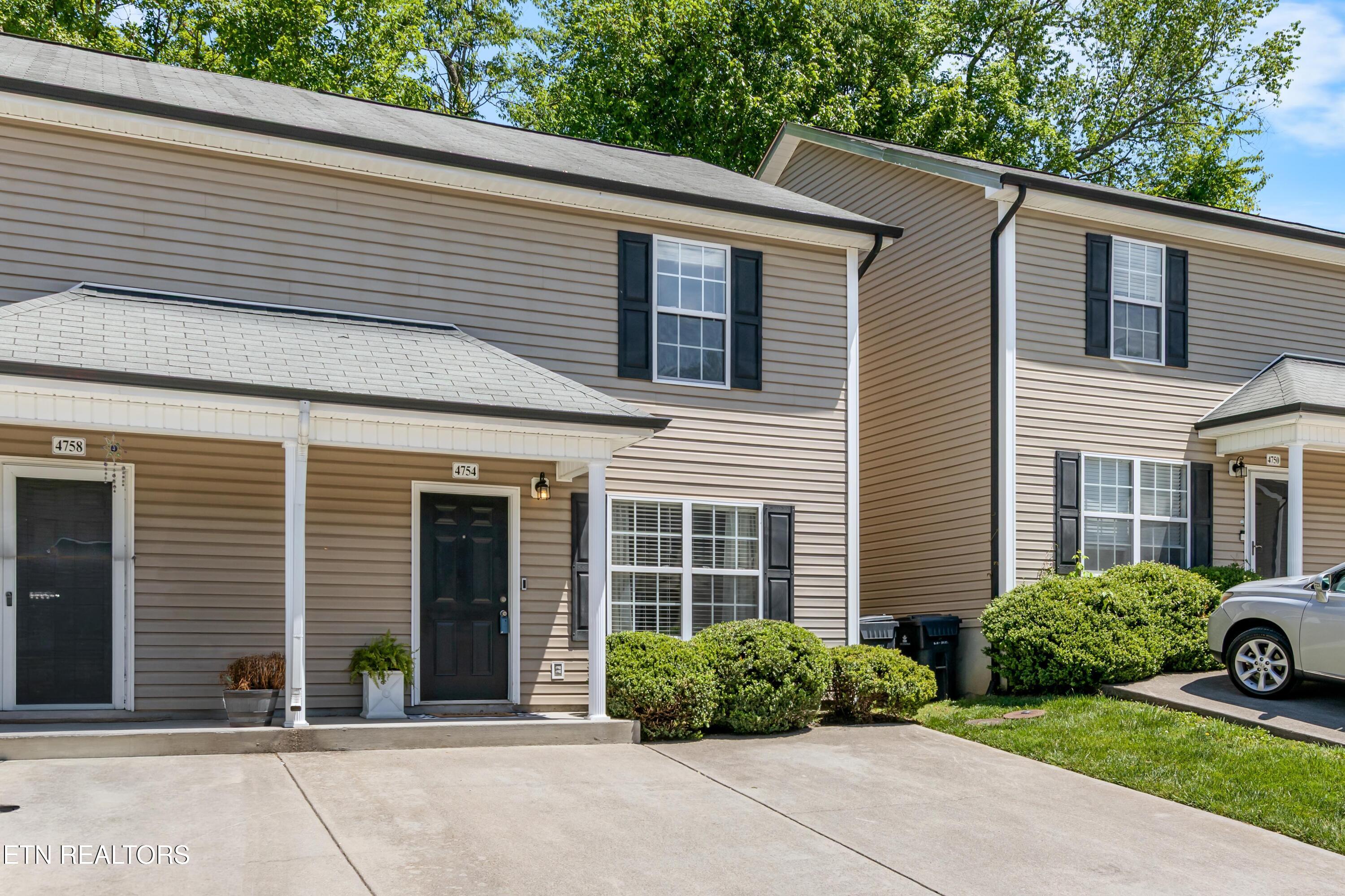 4754 Forest Landing Way Knoxville TN 37918