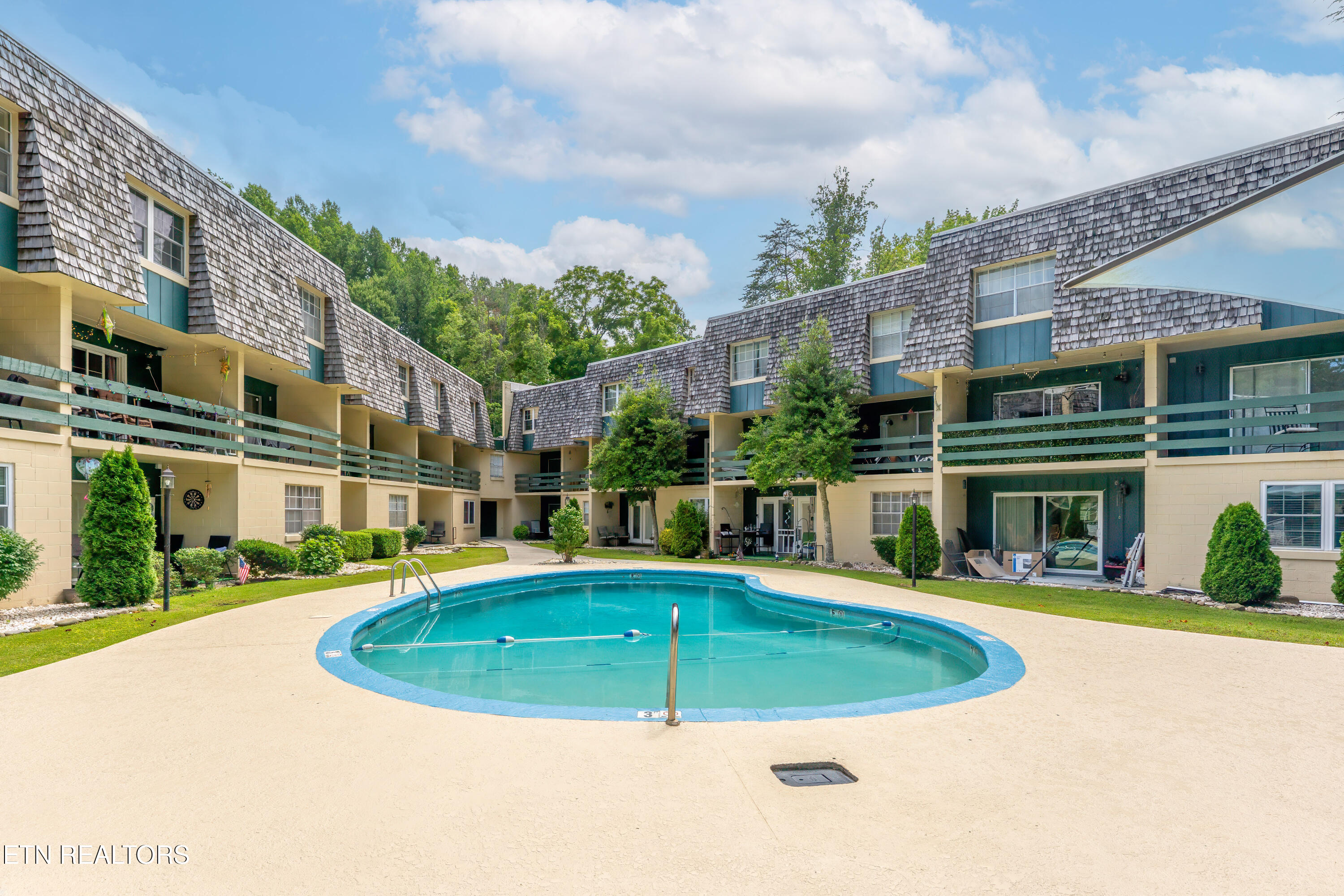 260 Roaring Fork Road Gatlinburg TN 37738
