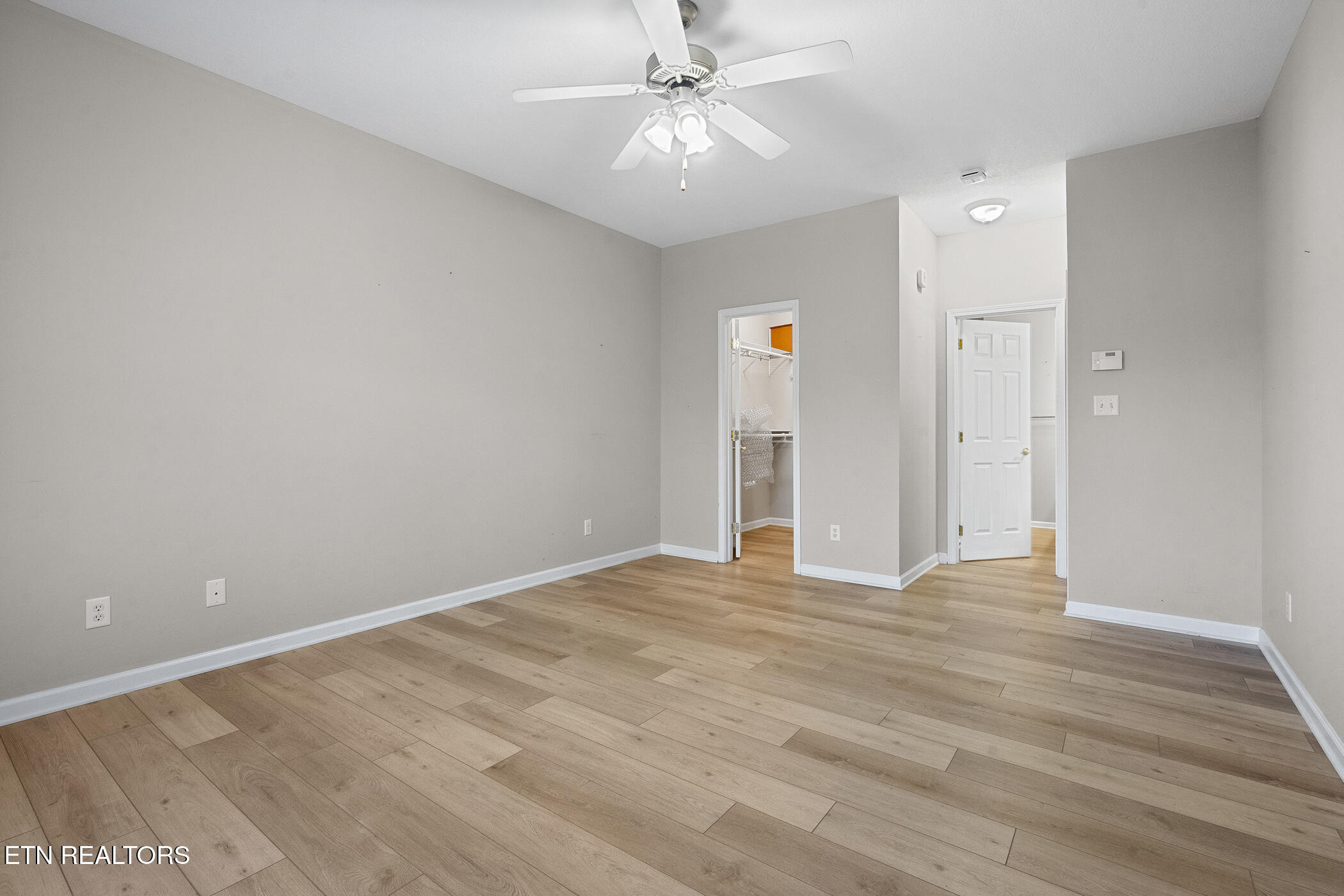 4651 Oak Meadow Way Knoxville TN 37918