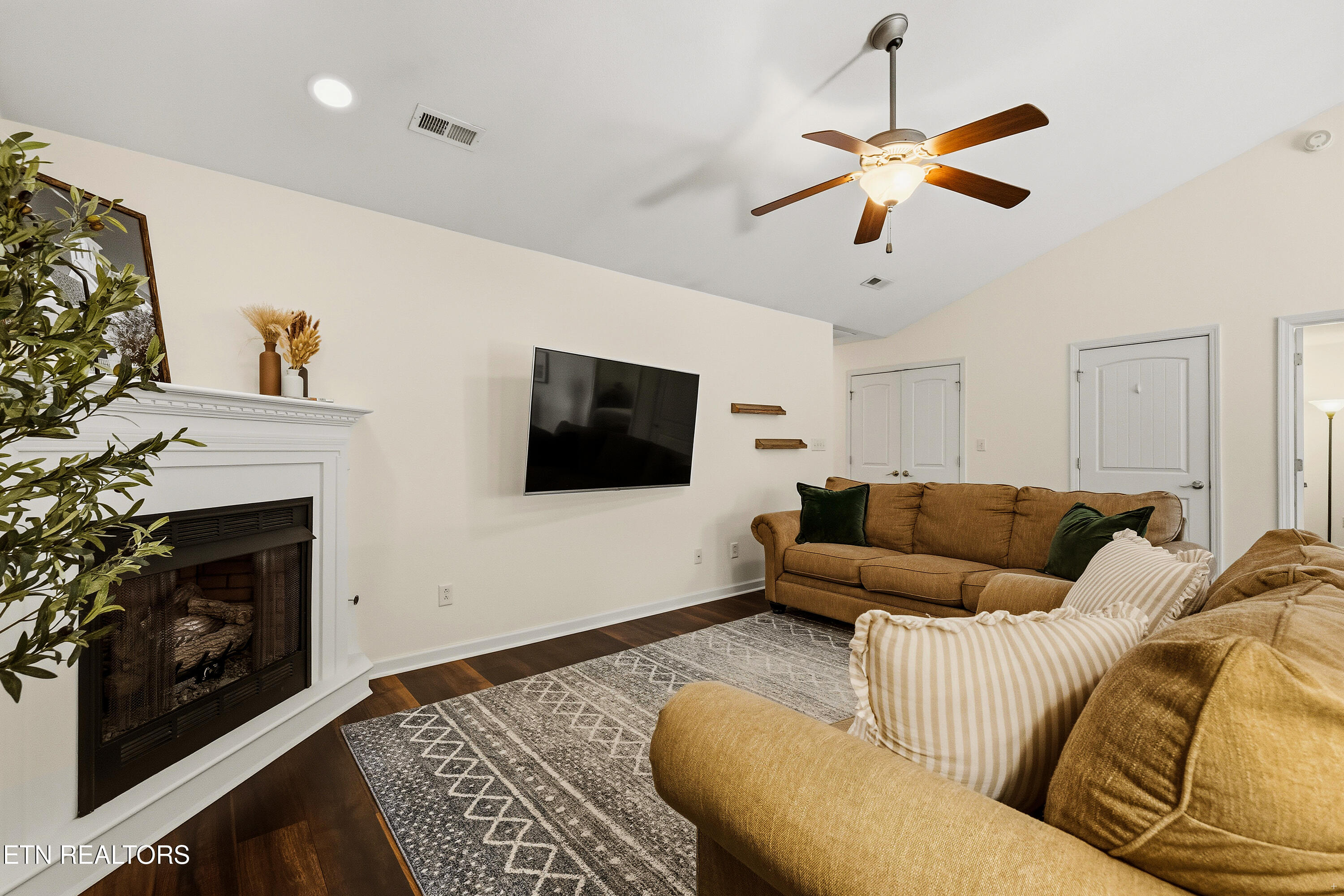 1111 Crested Springs Way Knoxville TN 37923