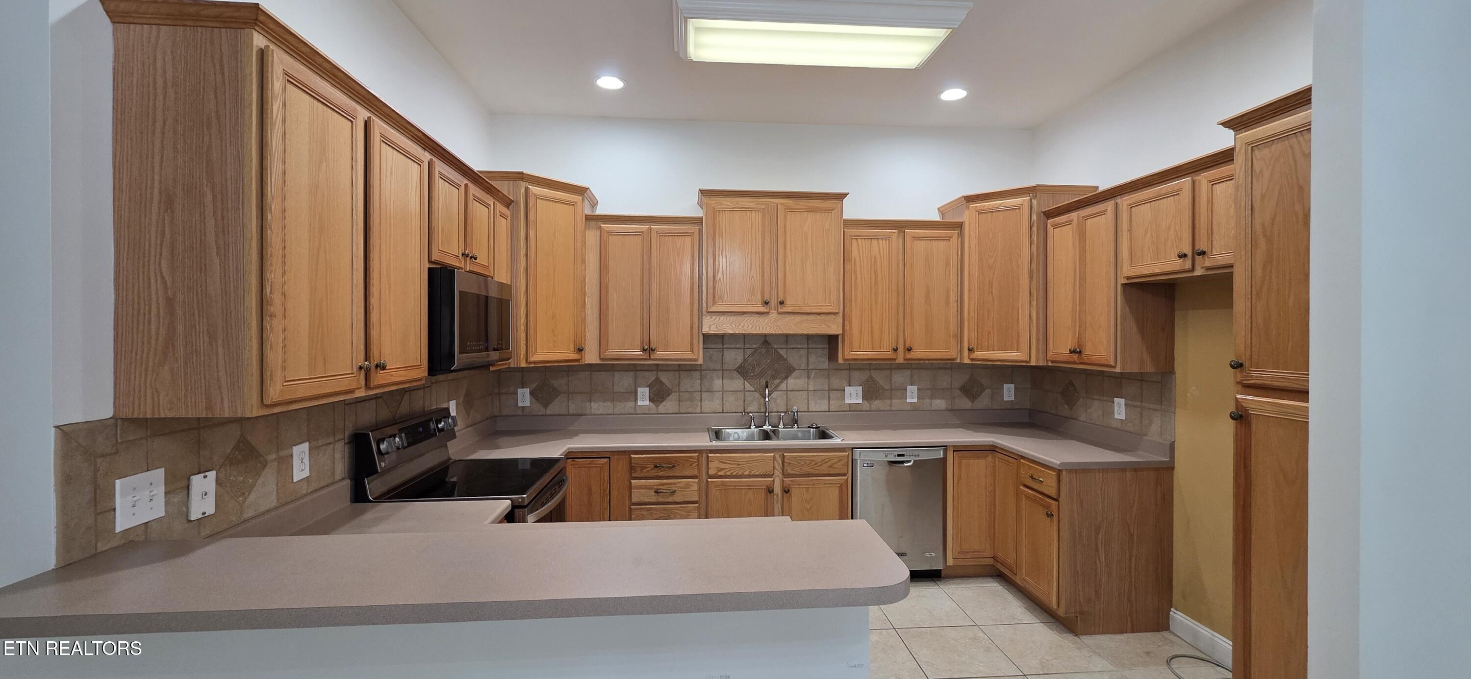 5963 Round Hill Lane Knoxville TN 37912