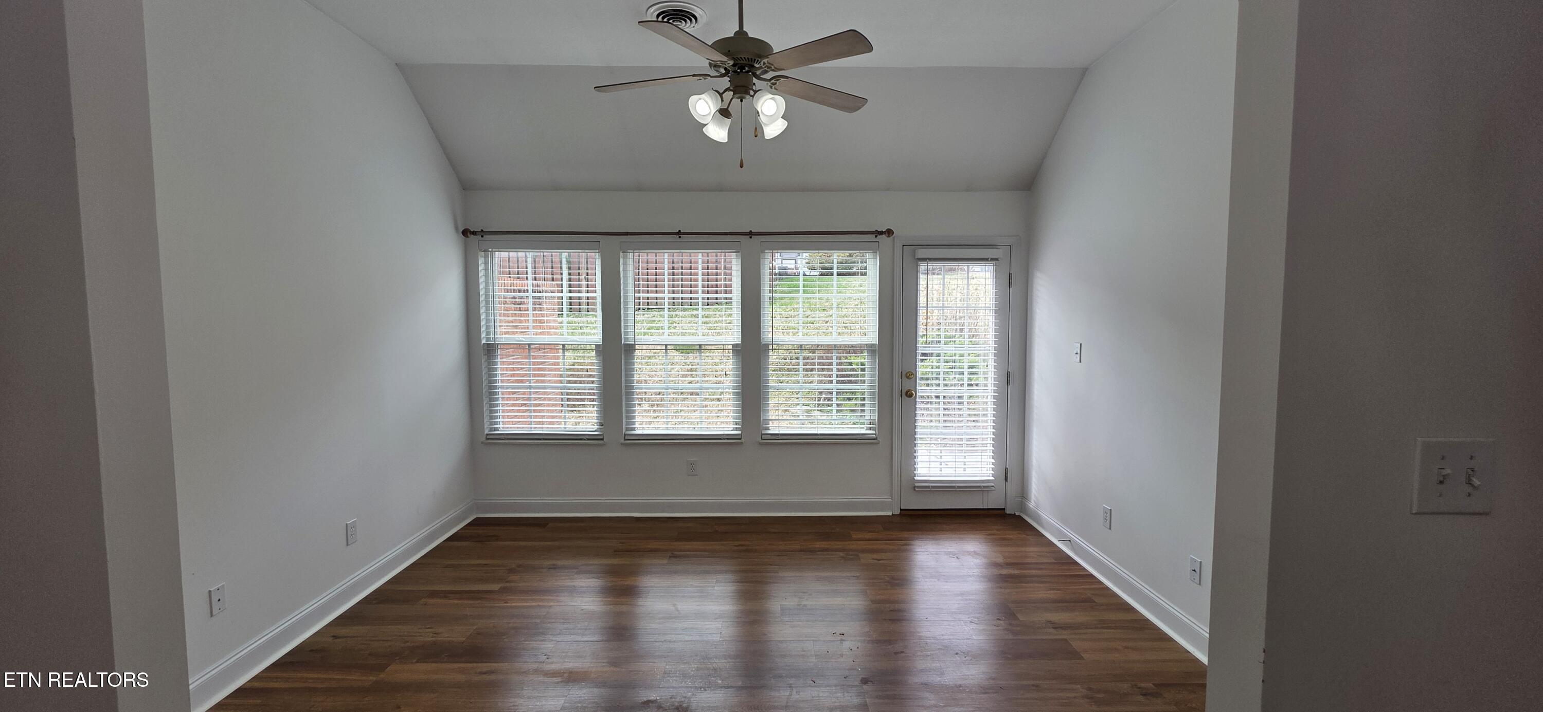 5963 Round Hill Lane Knoxville TN 37912