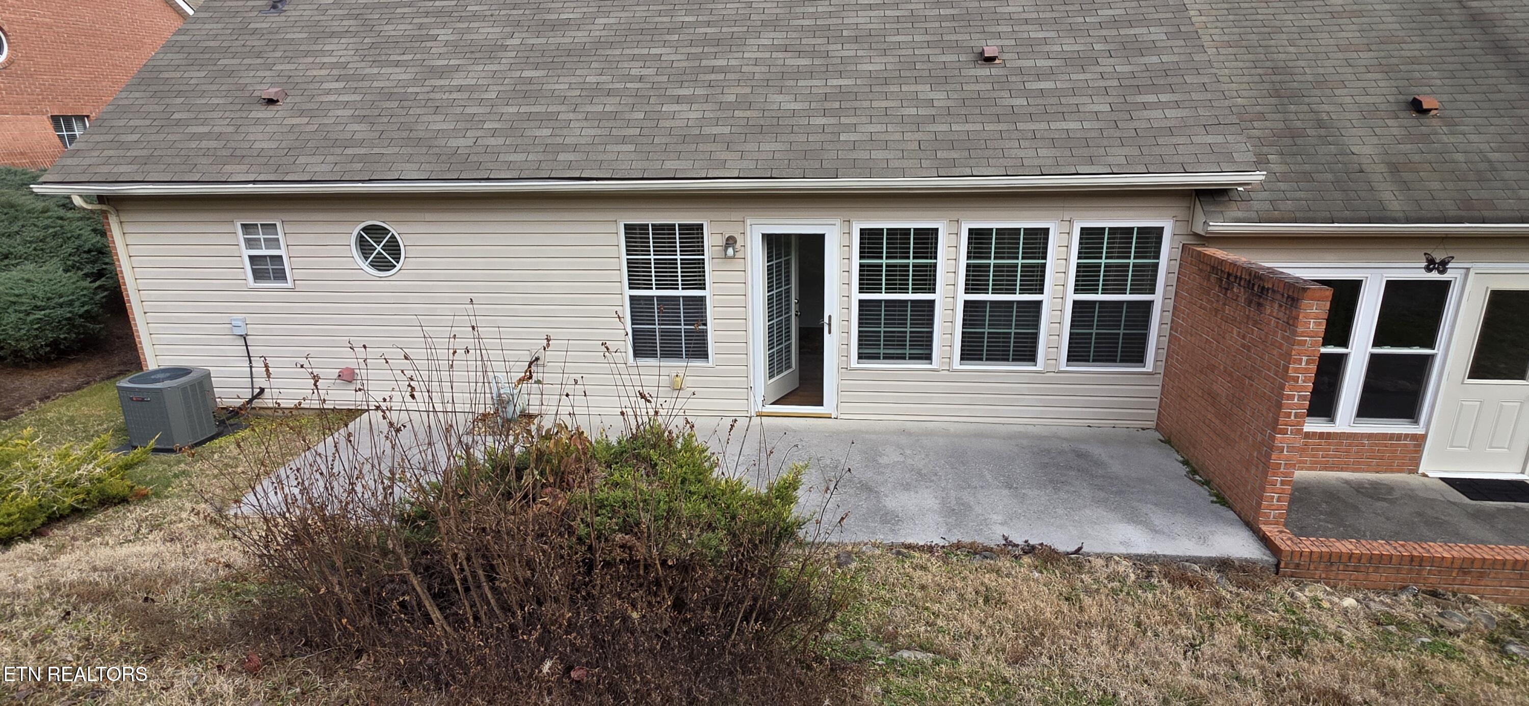 5963 Round Hill Lane Knoxville TN 37912