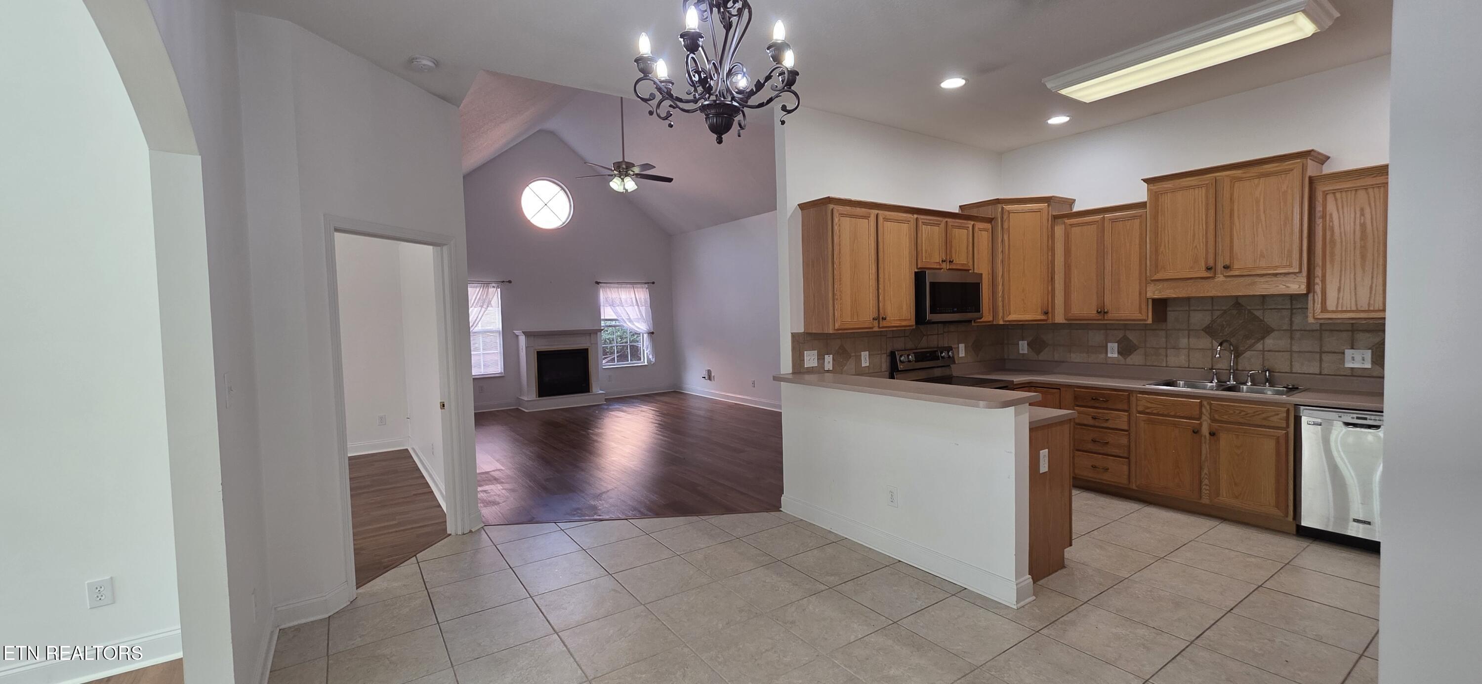 5963 Round Hill Lane Knoxville TN 37912