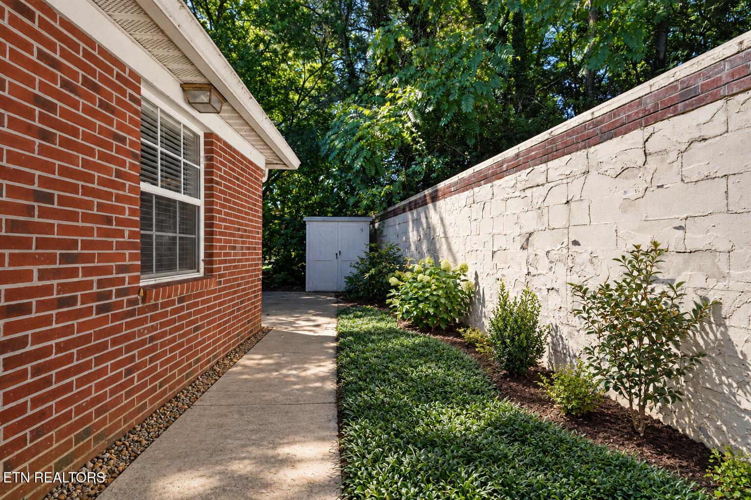 8625 Batavia Way Knoxville TN 37923