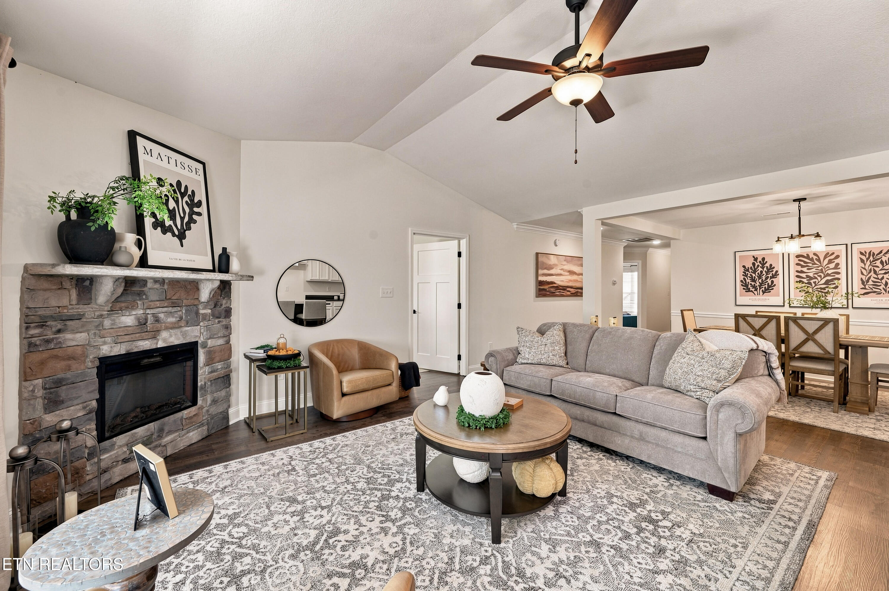 645 Snowflower Circle Pigeon Forge TN 37863