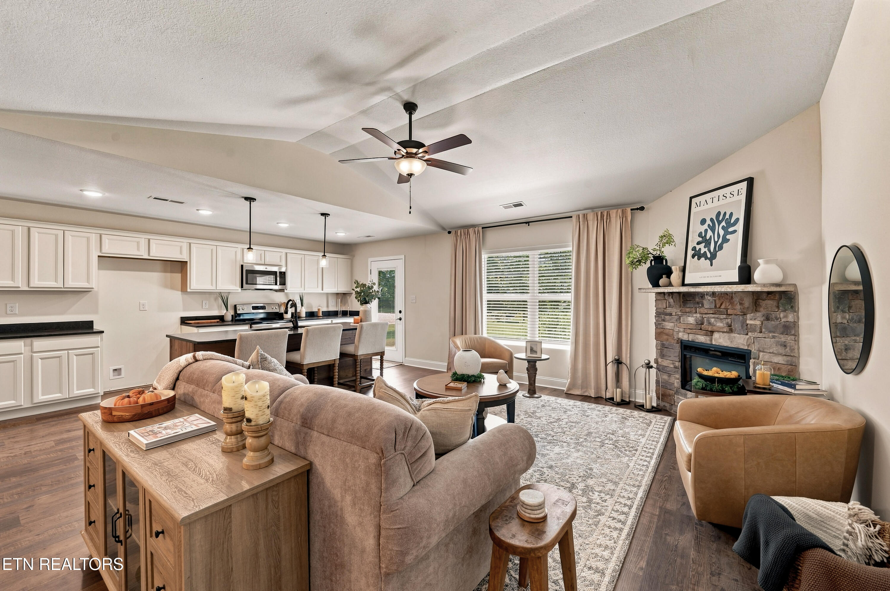 645 Snowflower Circle Pigeon Forge TN 37863