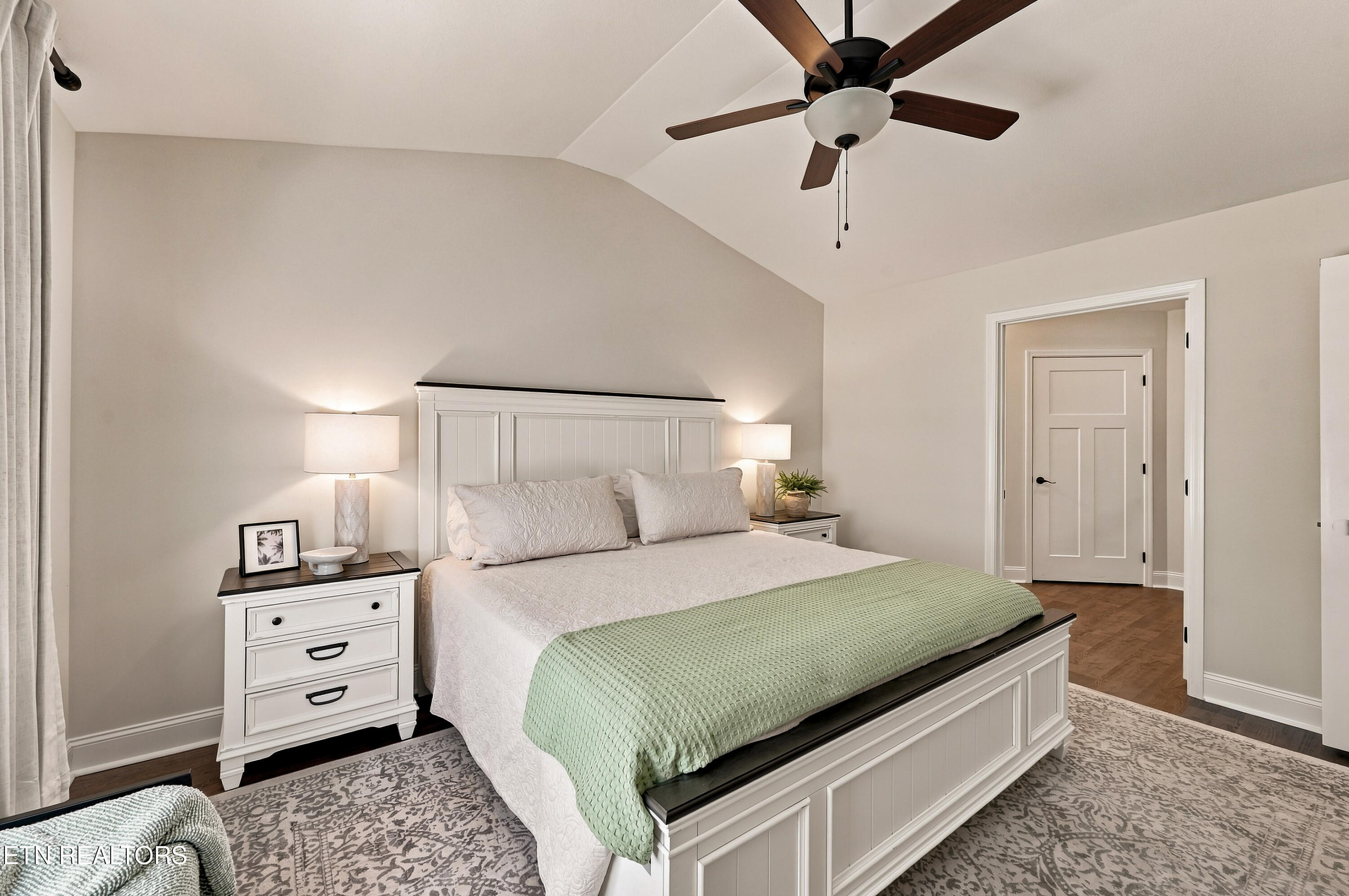 645 Snowflower Circle Pigeon Forge TN 37863