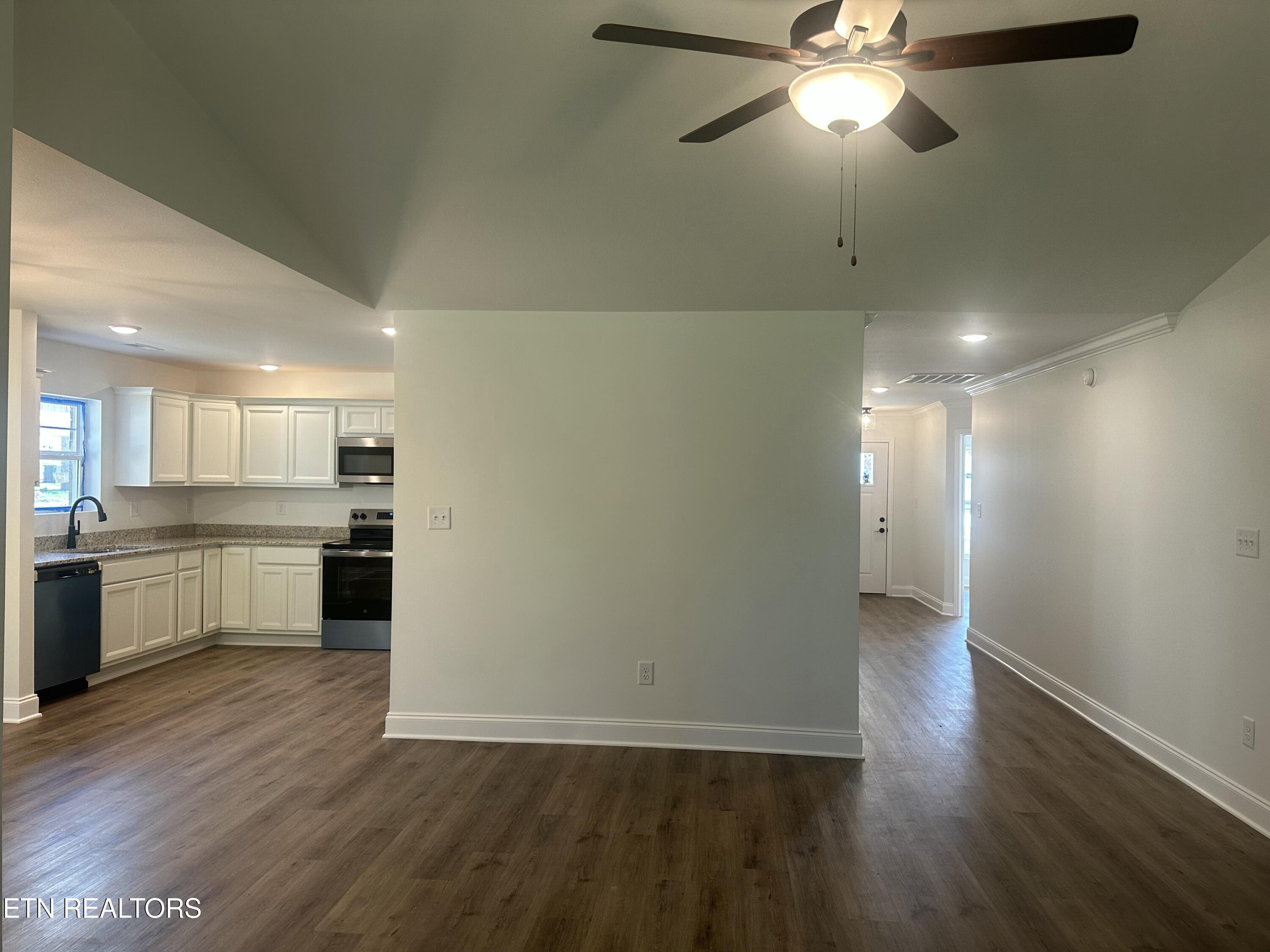 645 Snowflower Circle Pigeon Forge TN 37863