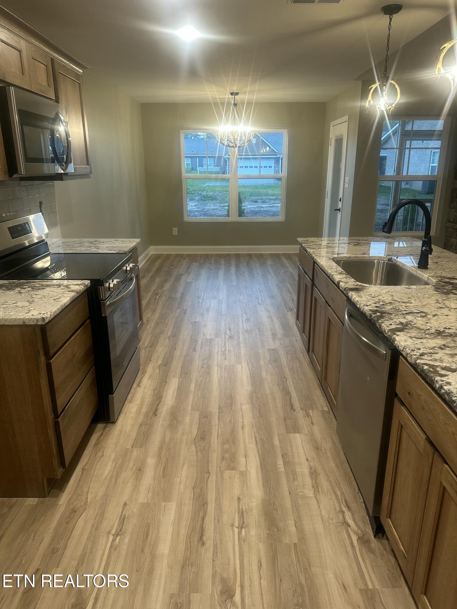 645 Snowflower Circle Pigeon Forge TN 37863