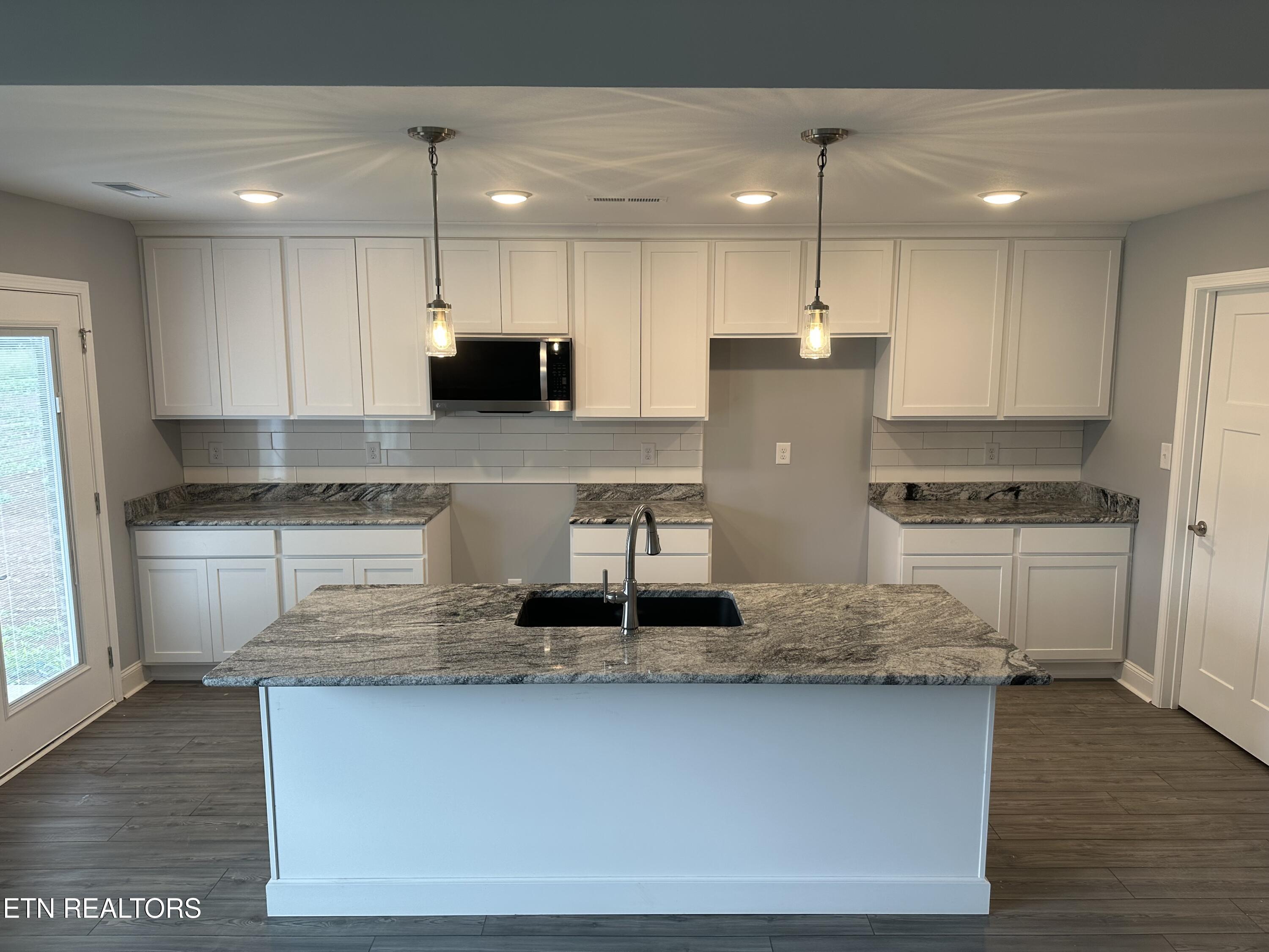 645 Snowflower Circle Pigeon Forge TN 37863