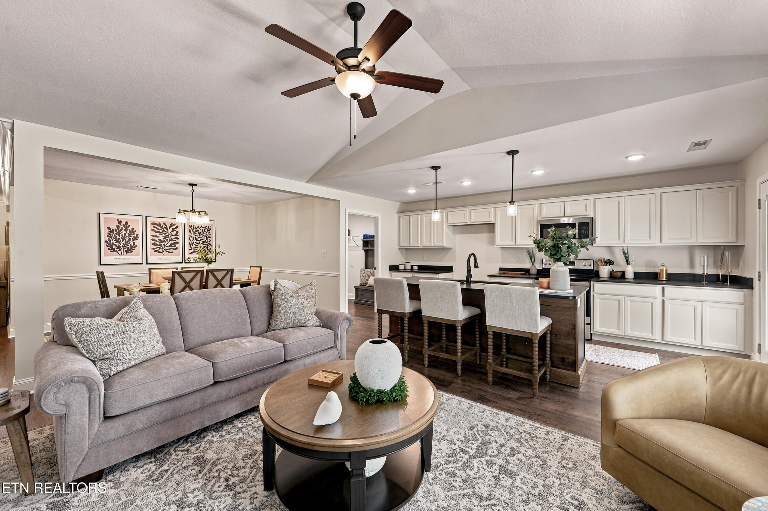 645 Snowflower Circle Pigeon Forge TN 37863