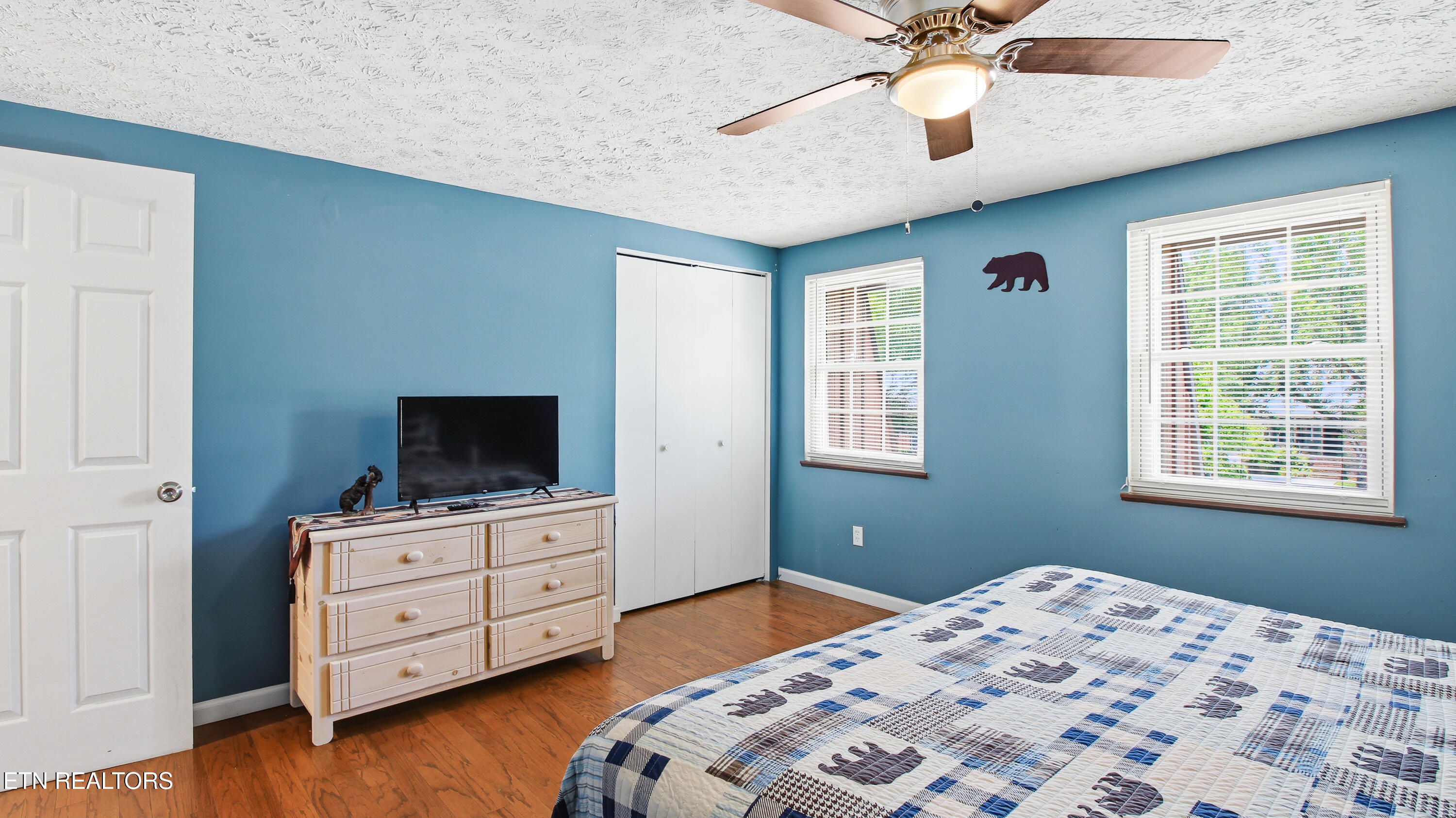 625 S Asbury Drive Pigeon Forge TN 37863