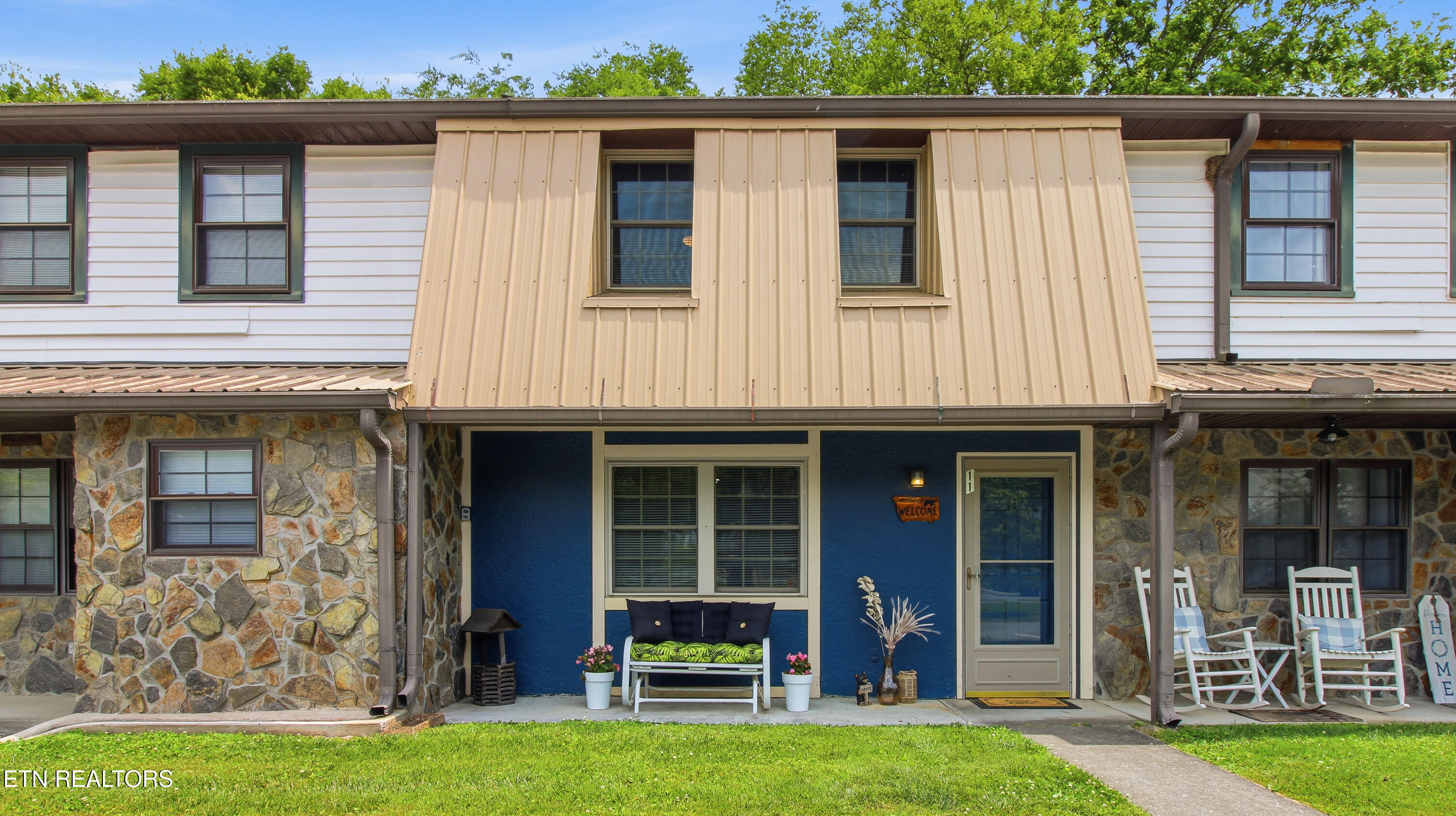 625 S Asbury Drive Pigeon Forge TN 37863