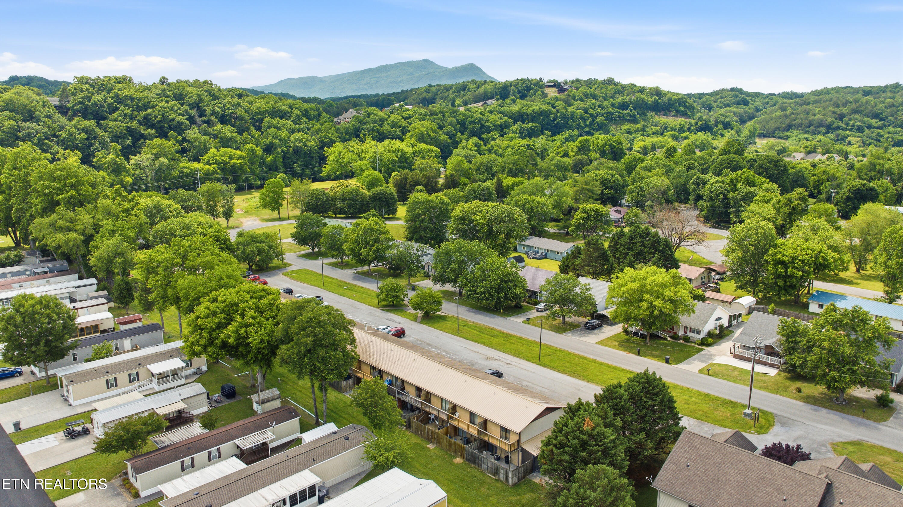 625 S Asbury Drive Pigeon Forge TN 37863