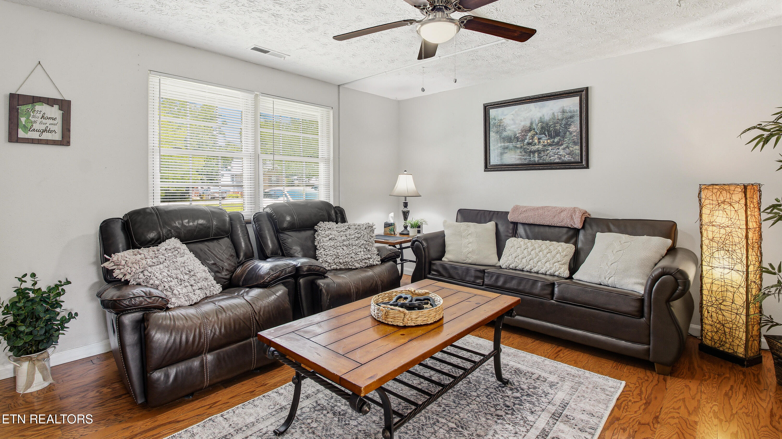 625 S Asbury Drive Pigeon Forge TN 37863