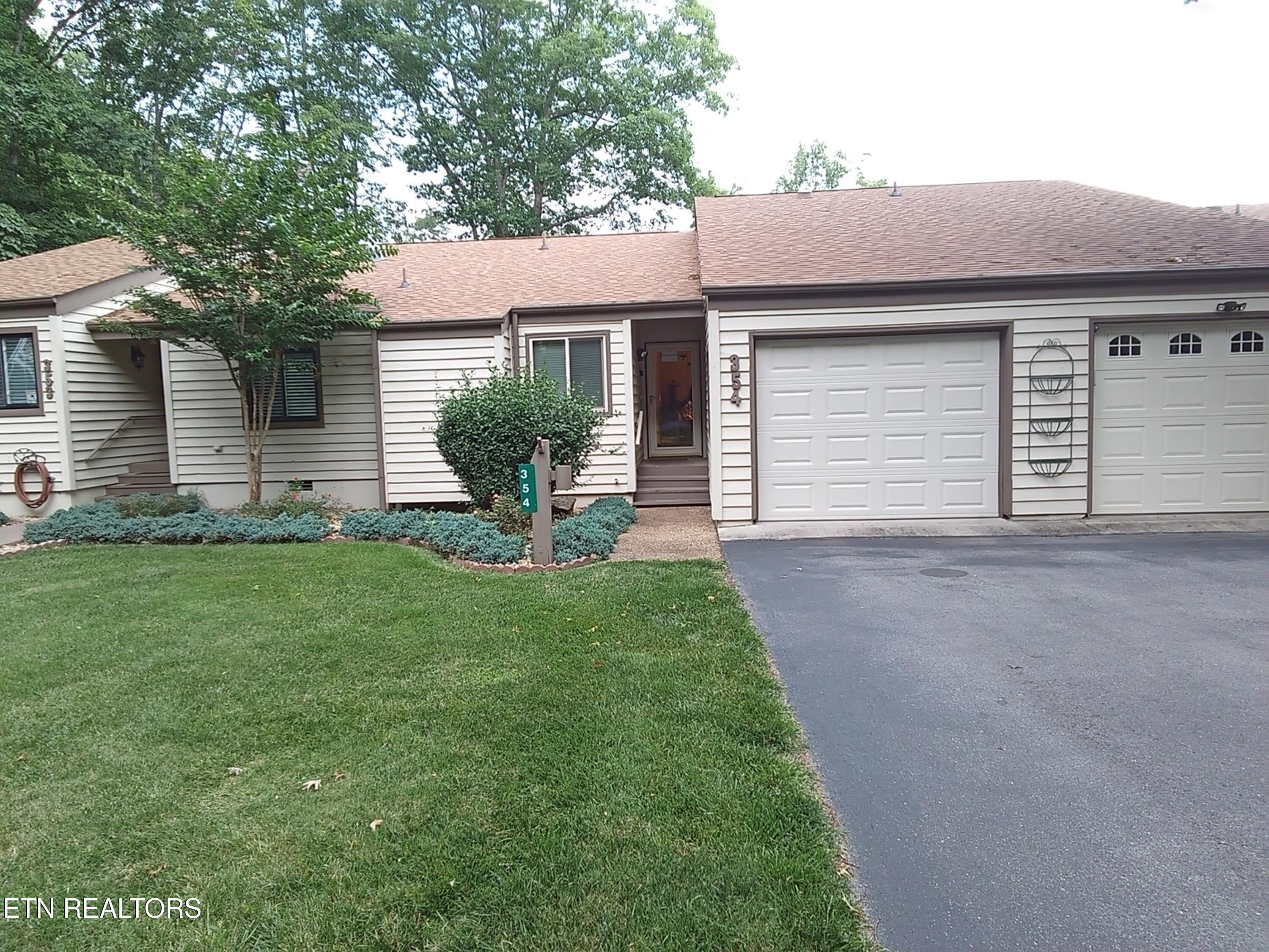 354 Lake Catherine Lane Crossville TN 38558
