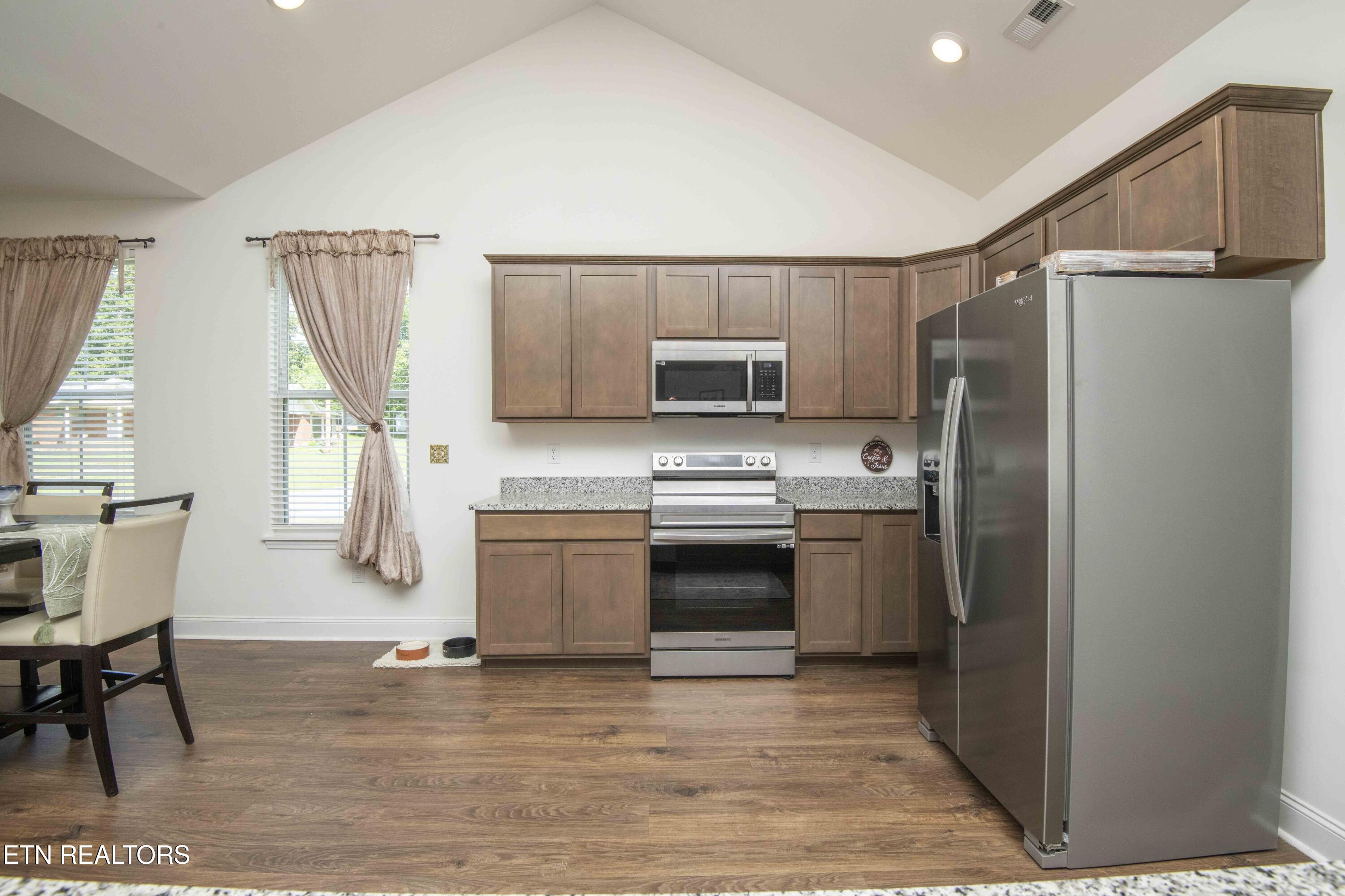 112 Elise Way Lenoir City TN 37771