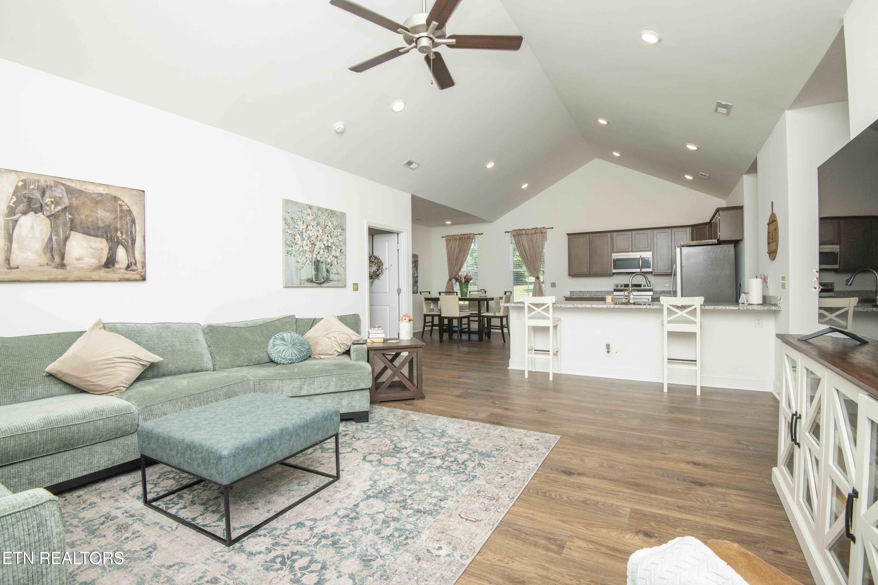 112 Elise Way Lenoir City TN 37771