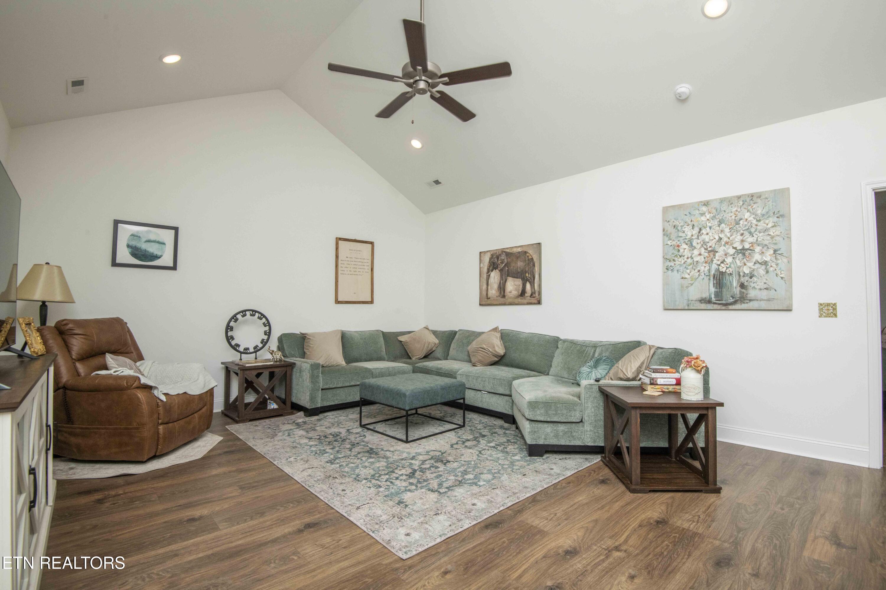 112 Elise Way Lenoir City TN 37771