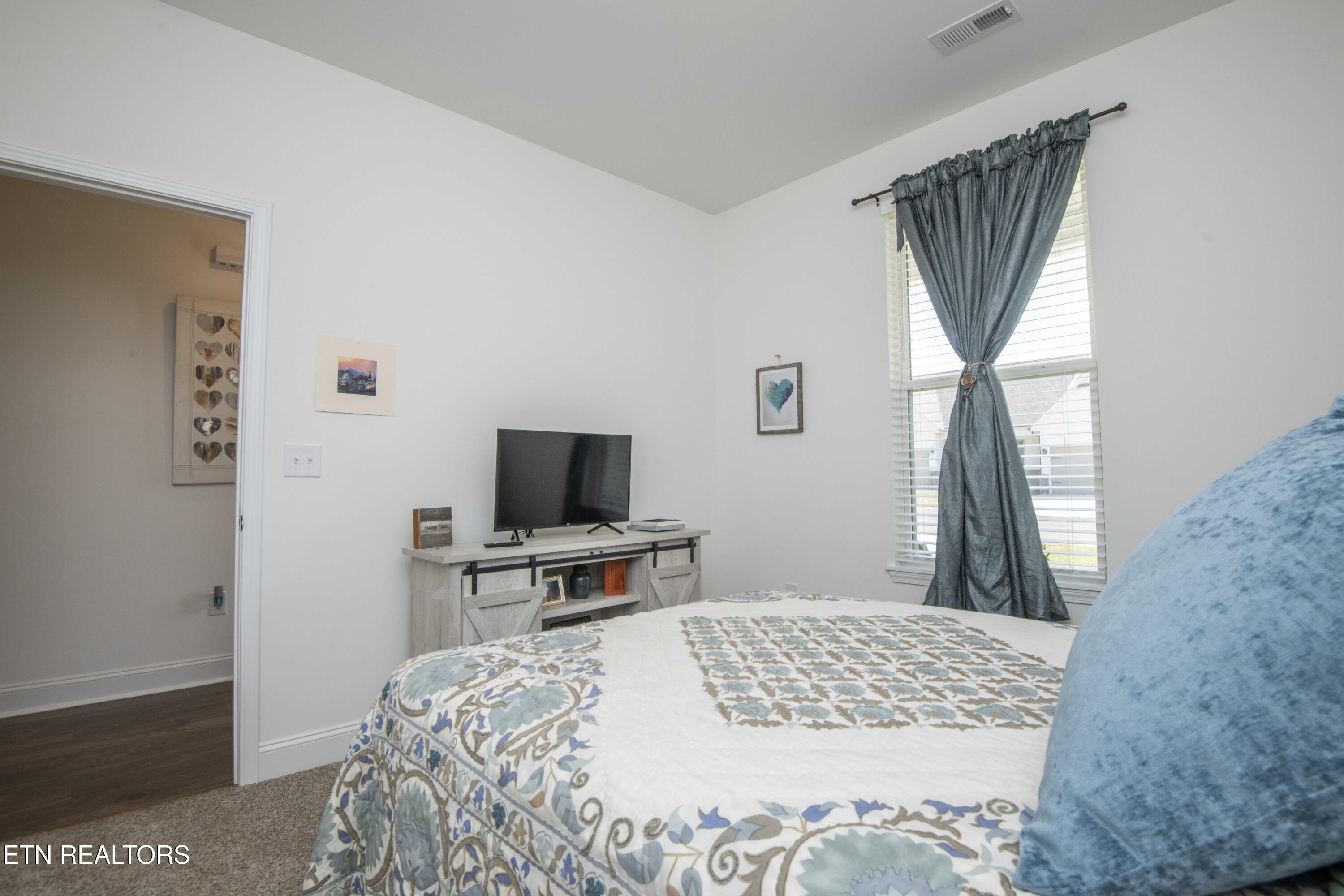 112 Elise Way Lenoir City TN 37771