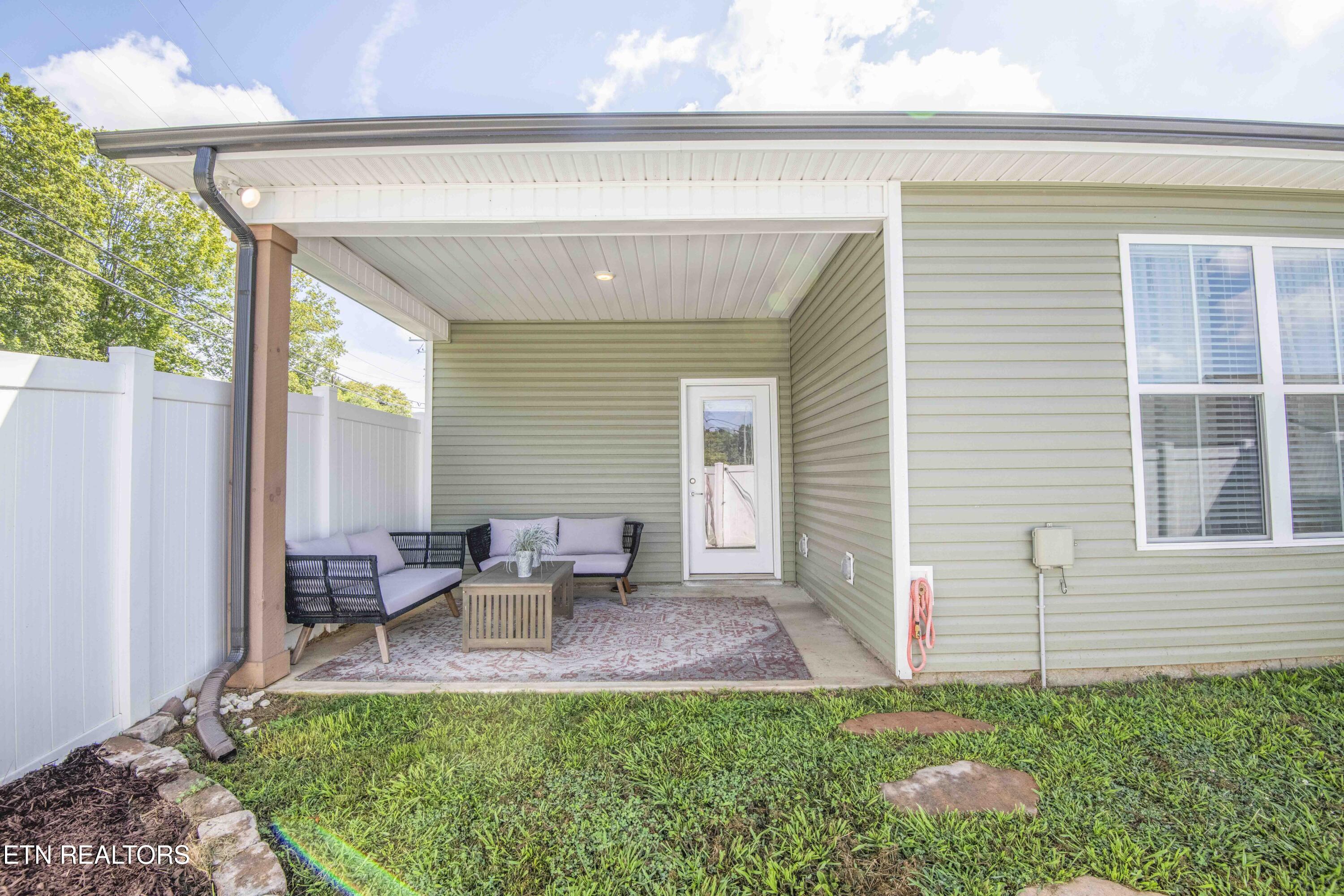 112 Elise Way Lenoir City TN 37771