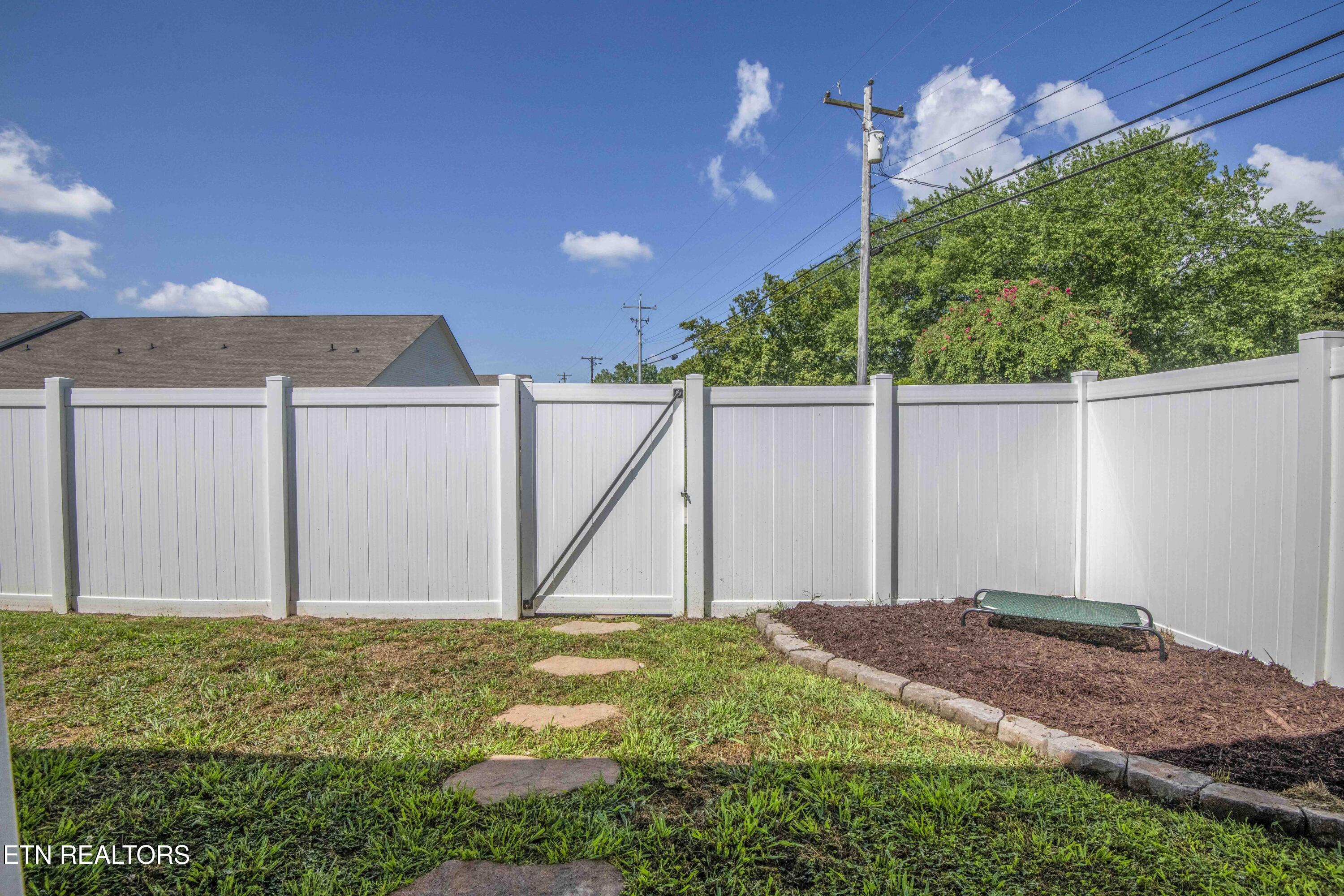 112 Elise Way Lenoir City TN 37771