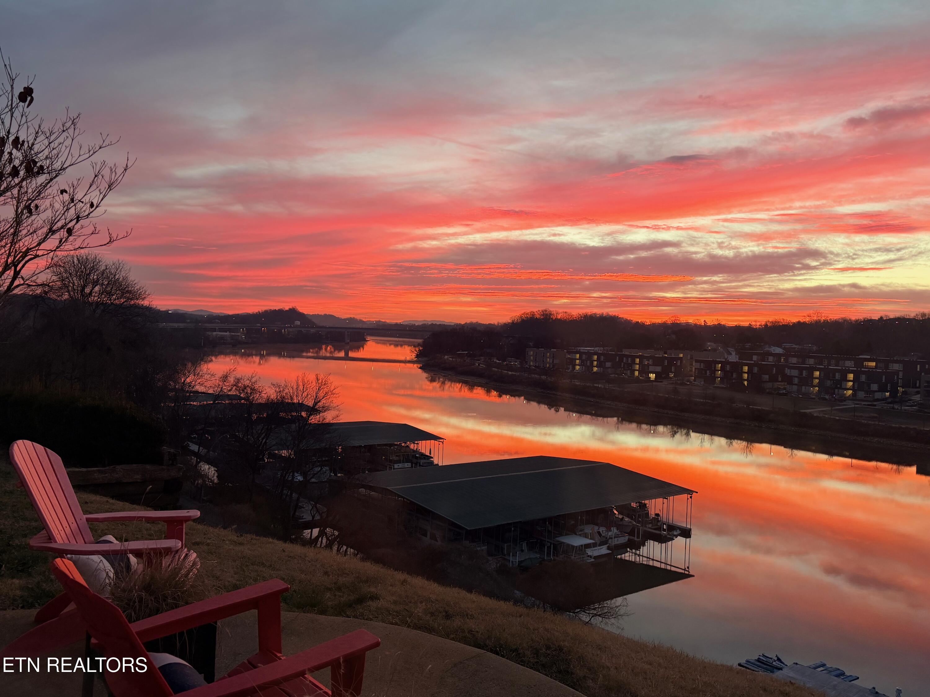 556 Riverfront Way Knoxville TN 37915
