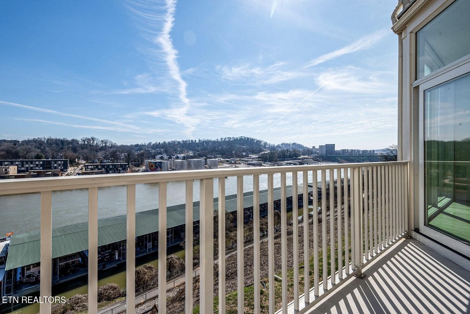556 Riverfront Way Knoxville TN 37915