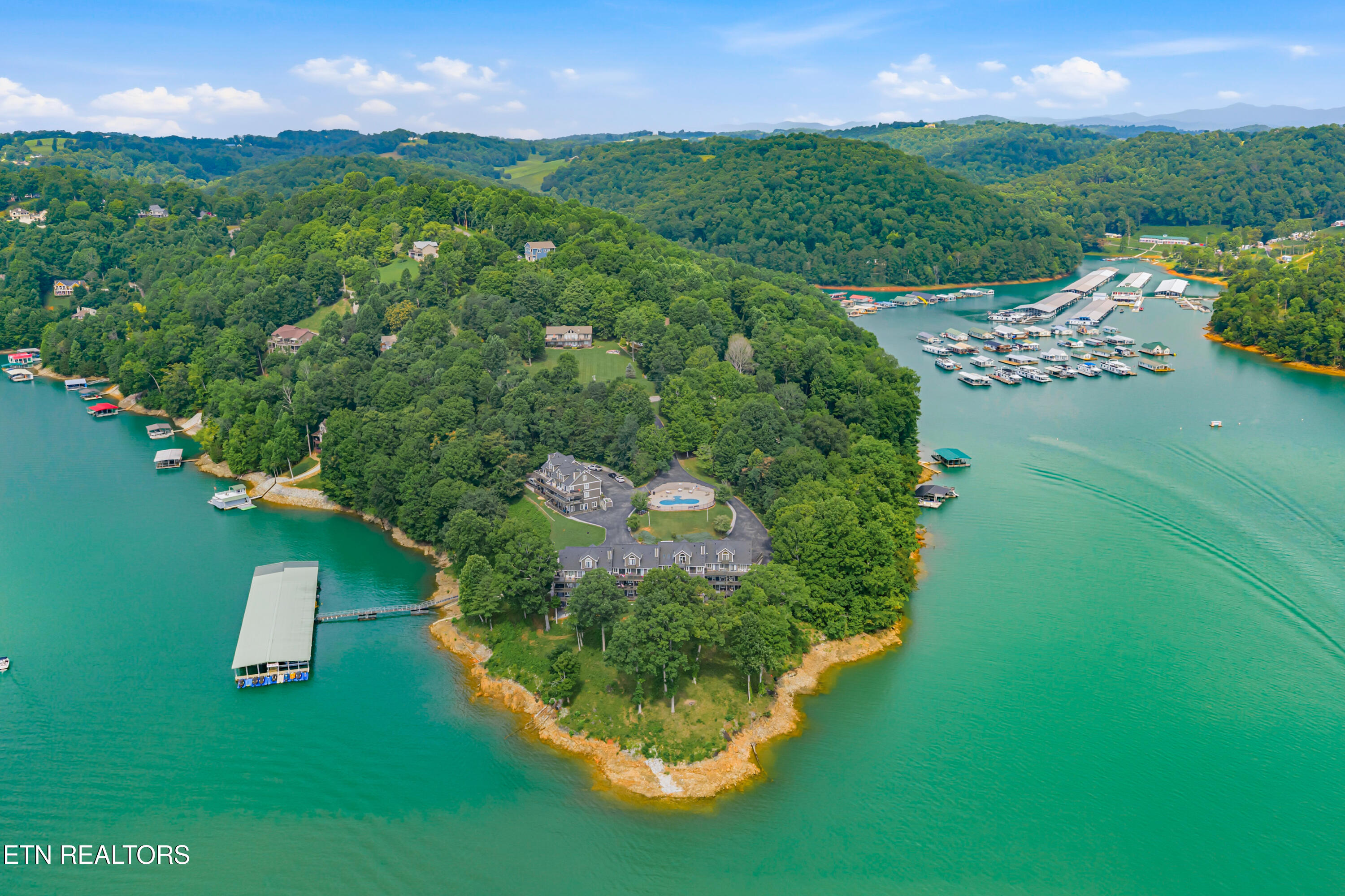 680 Shanghai Landing Lane Lafollette TN 37766