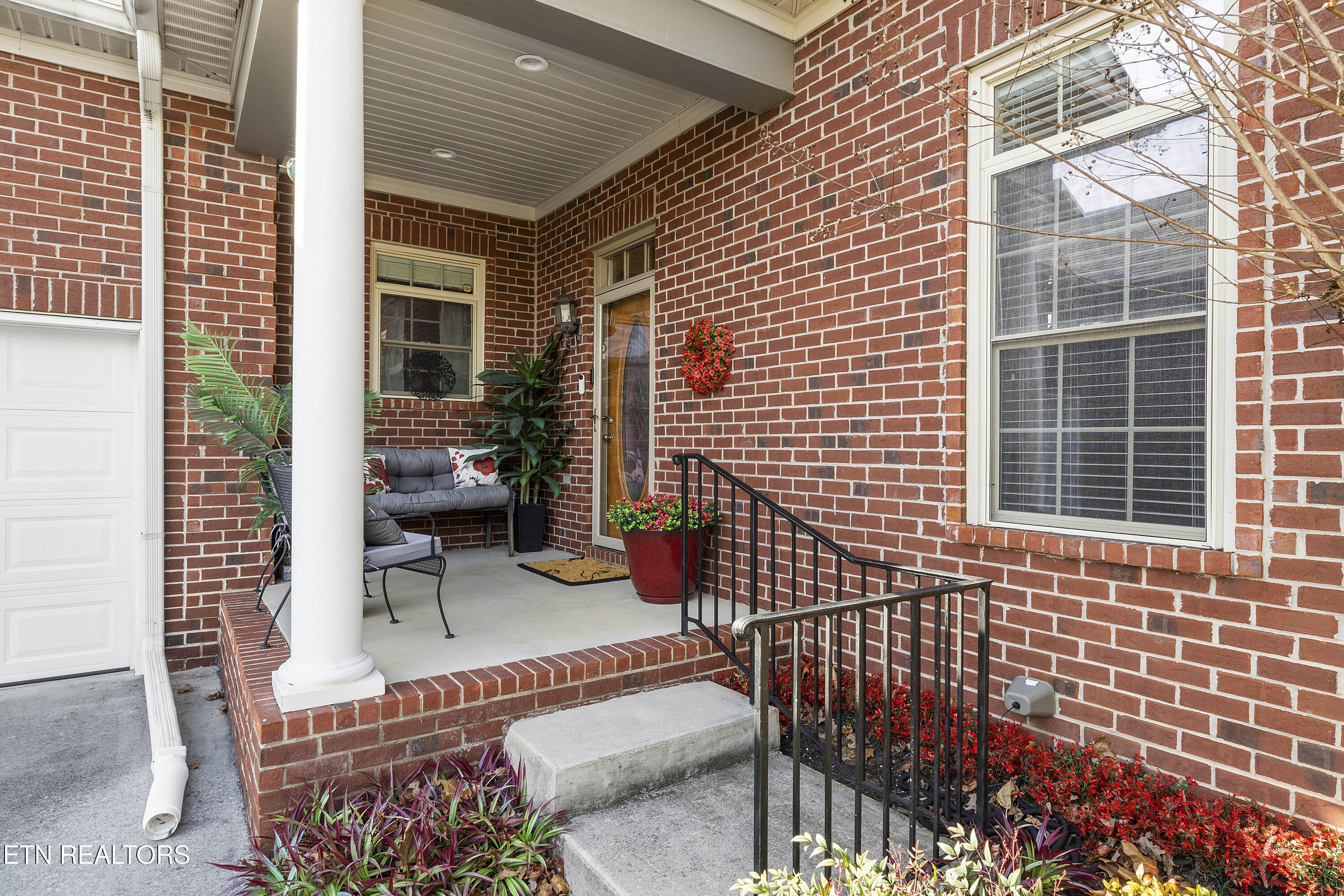 1892 Mountain Drive Lenoir City TN 37772