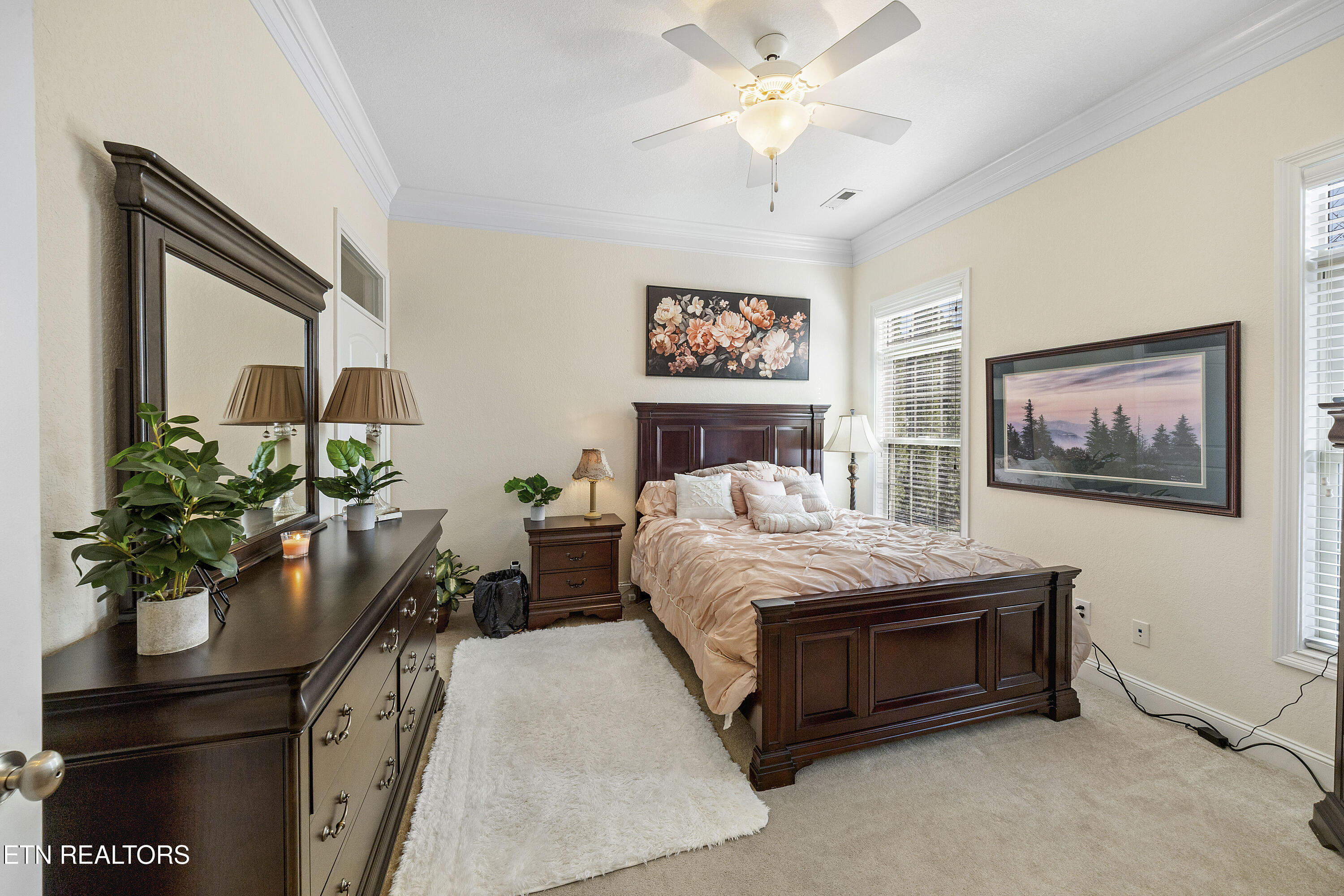 1892 Mountain Drive Lenoir City TN 37772