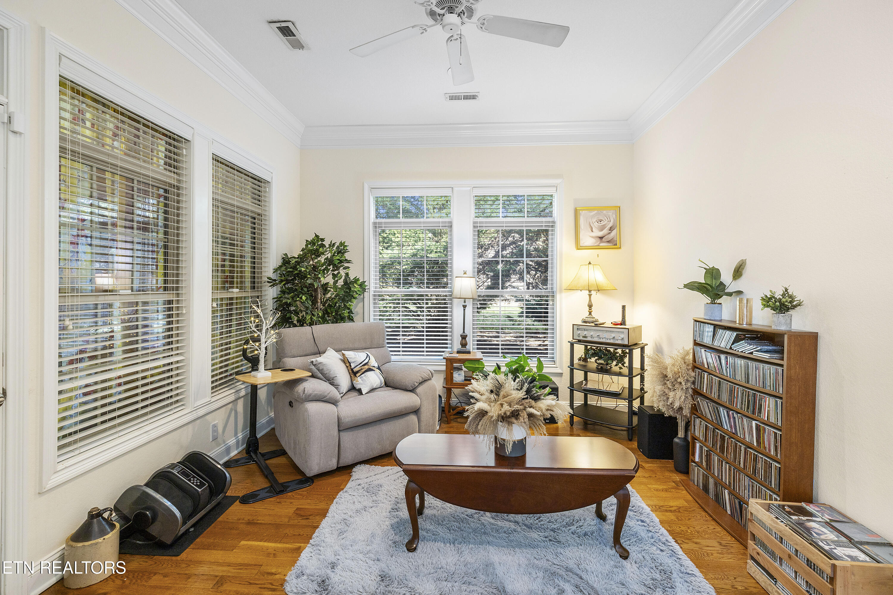 1892 Mountain Drive Lenoir City TN 37772
