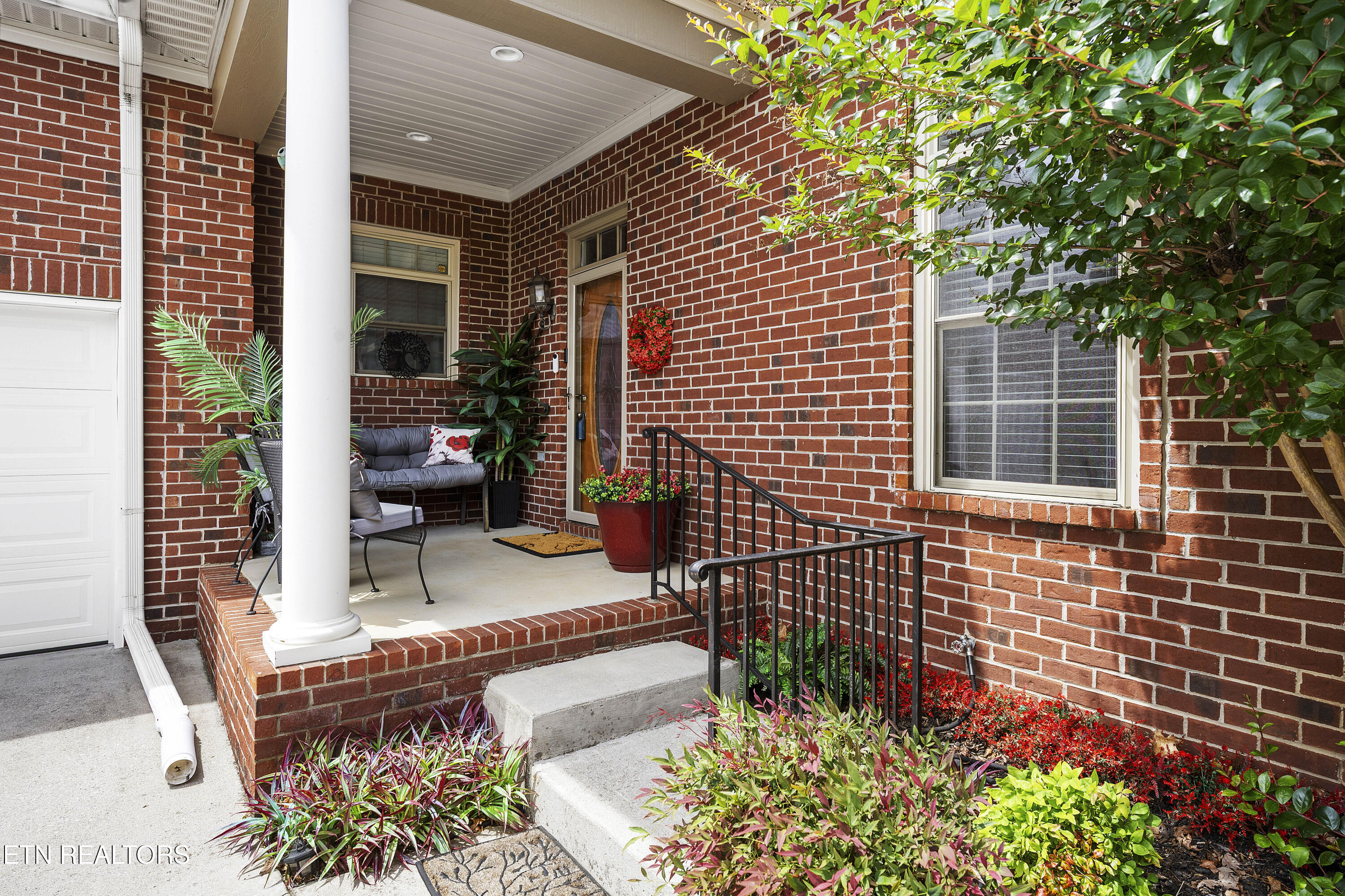 1892 Mountain Drive Lenoir City TN 37772