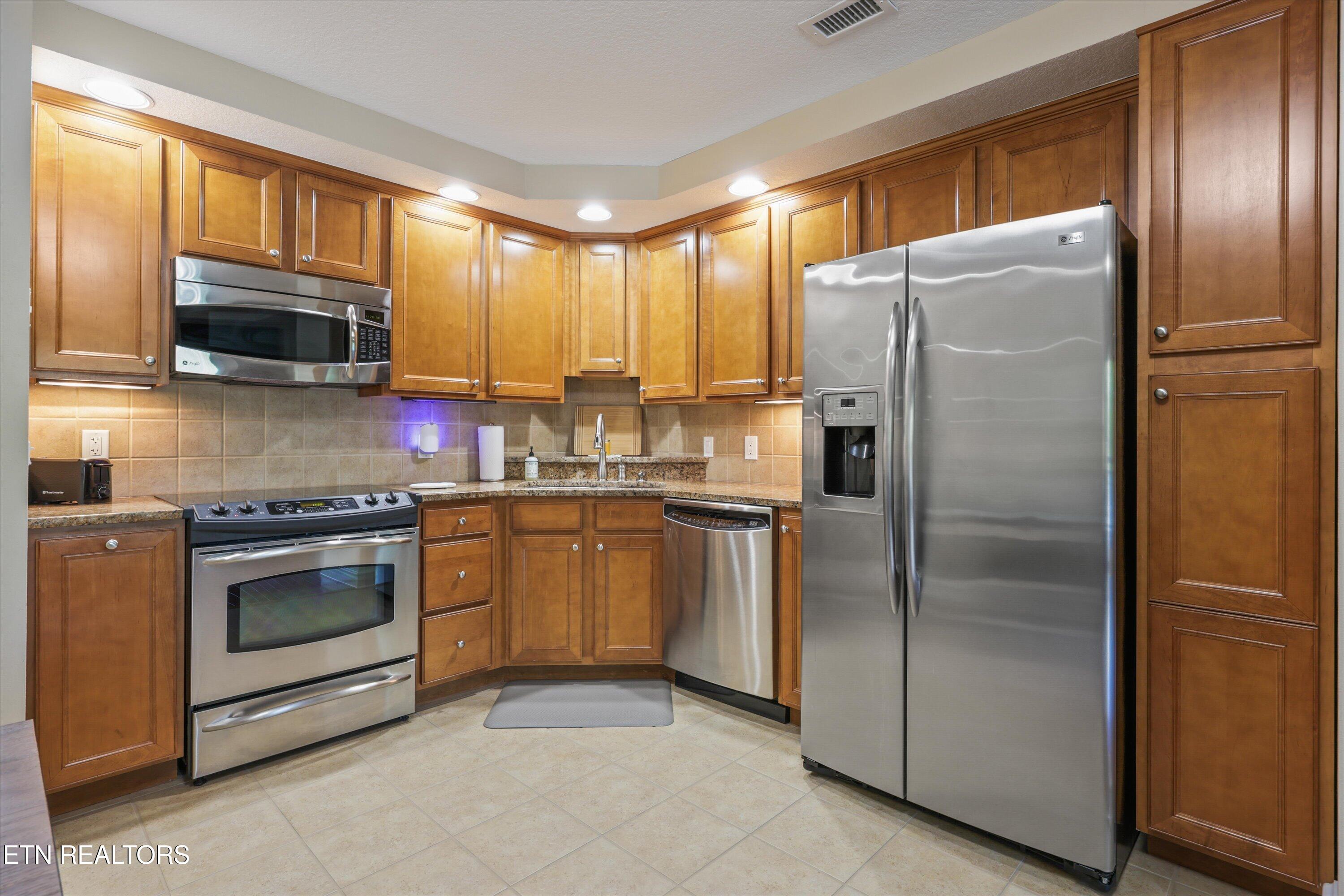 615 Waterside Circle Andersonville TN 37705