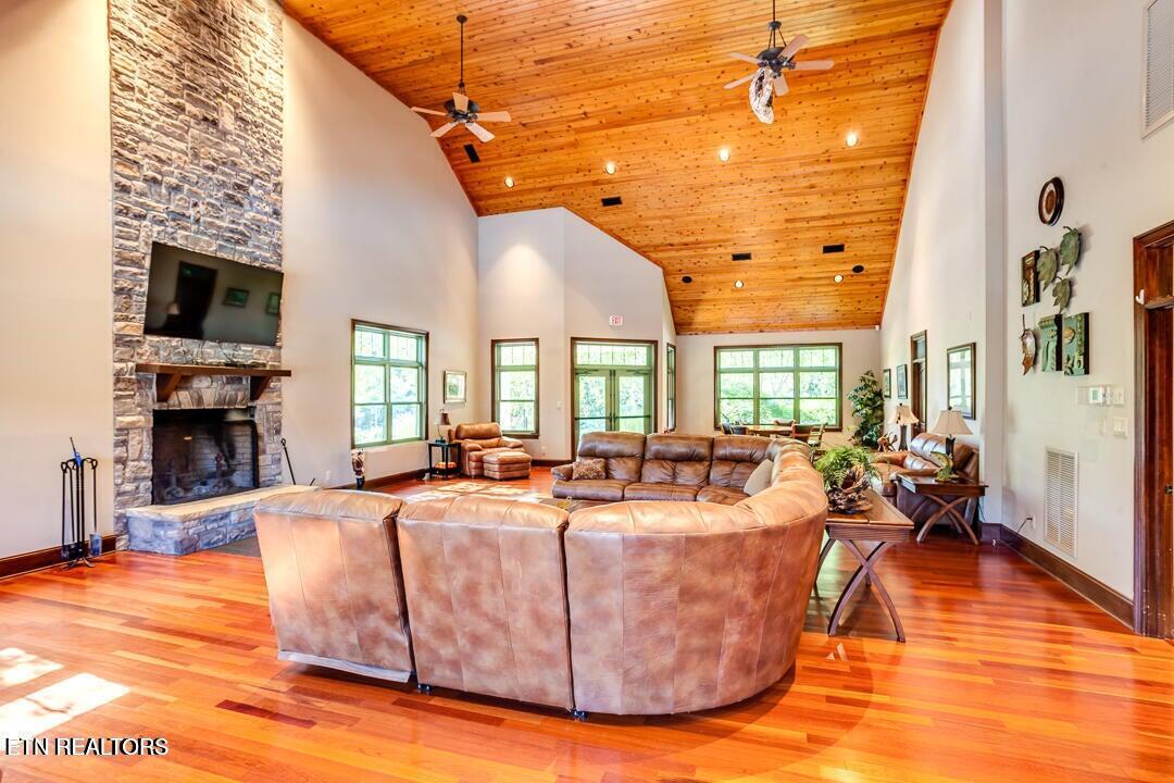 615 Waterside Circle Andersonville TN 37705