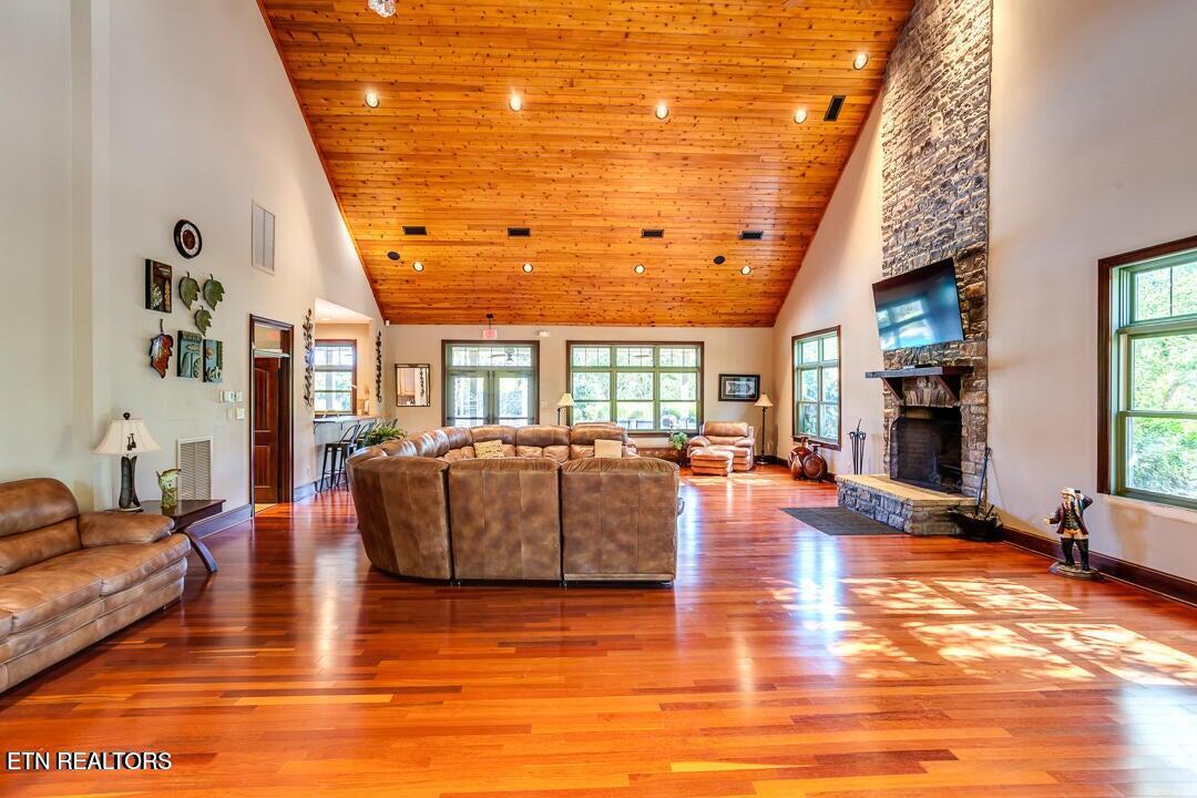 615 Waterside Circle Andersonville TN 37705