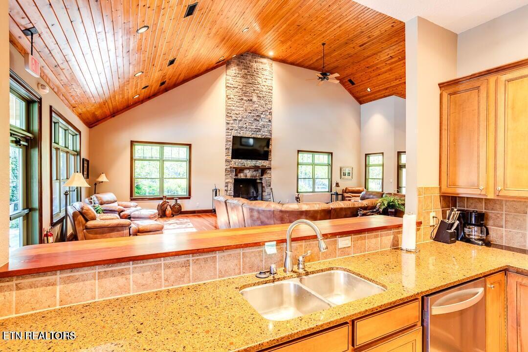615 Waterside Circle Andersonville TN 37705