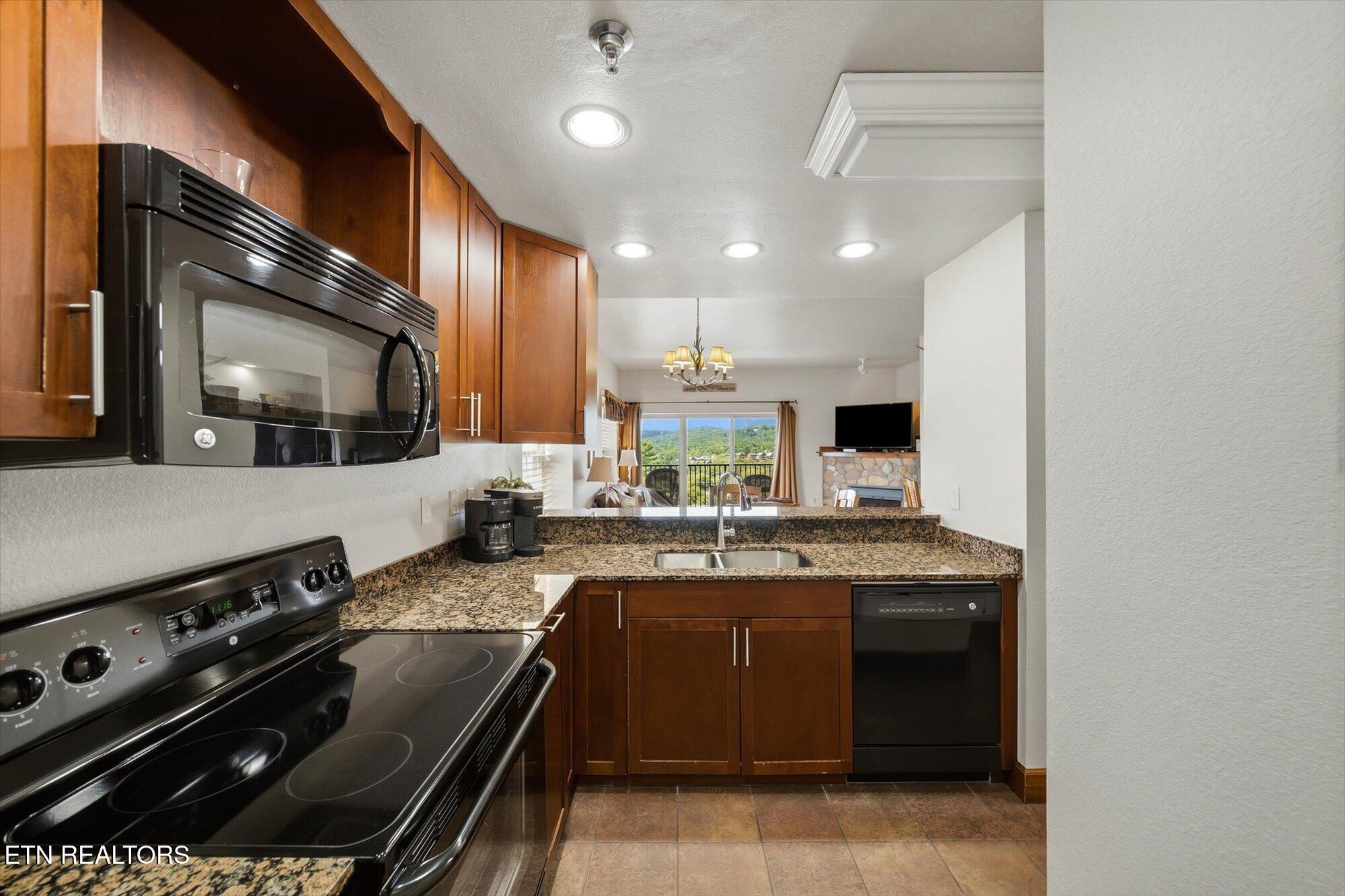 410 Big Bear Way Pigeon Forge TN 37863