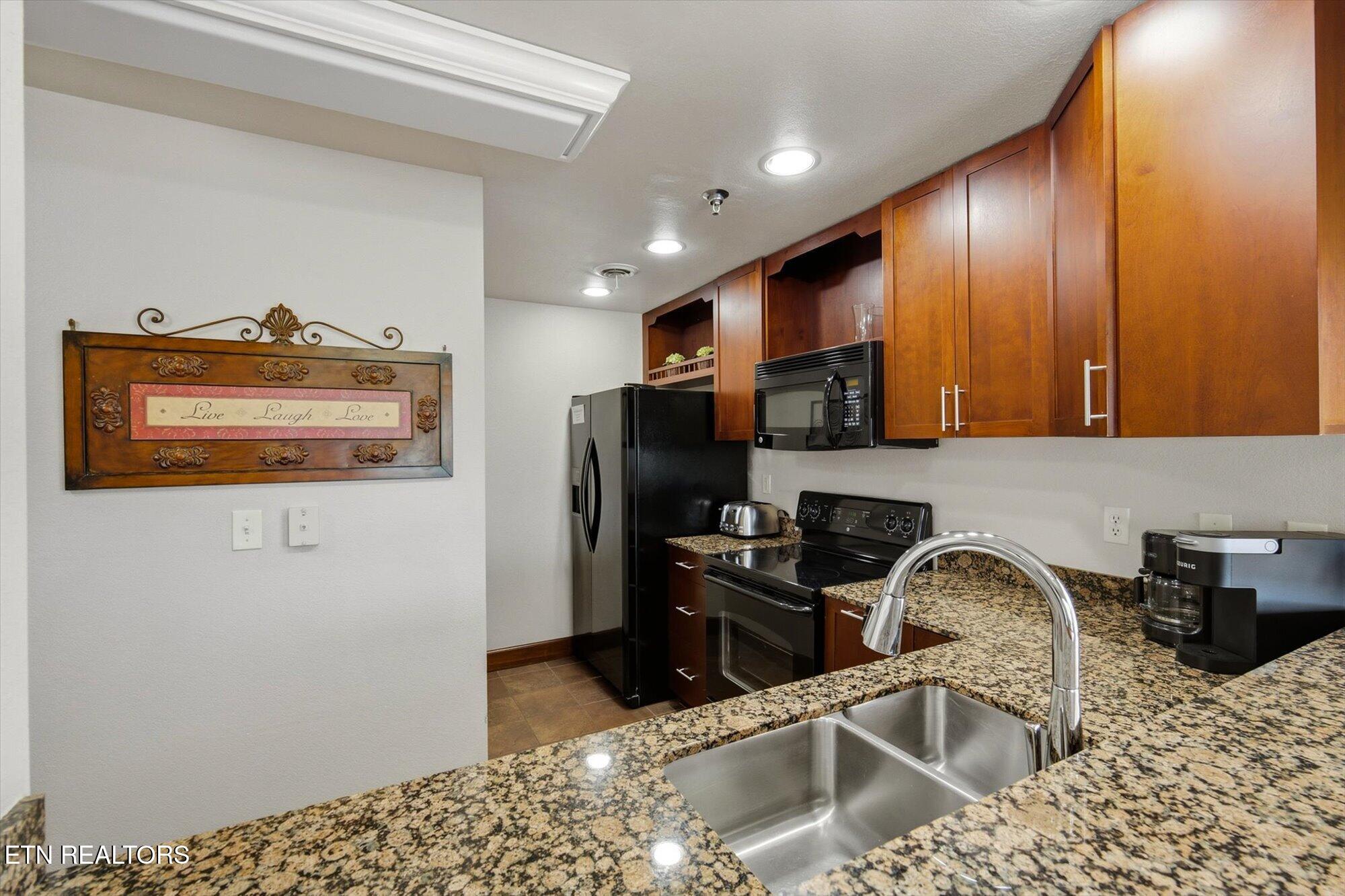 410 Big Bear Way Pigeon Forge TN 37863