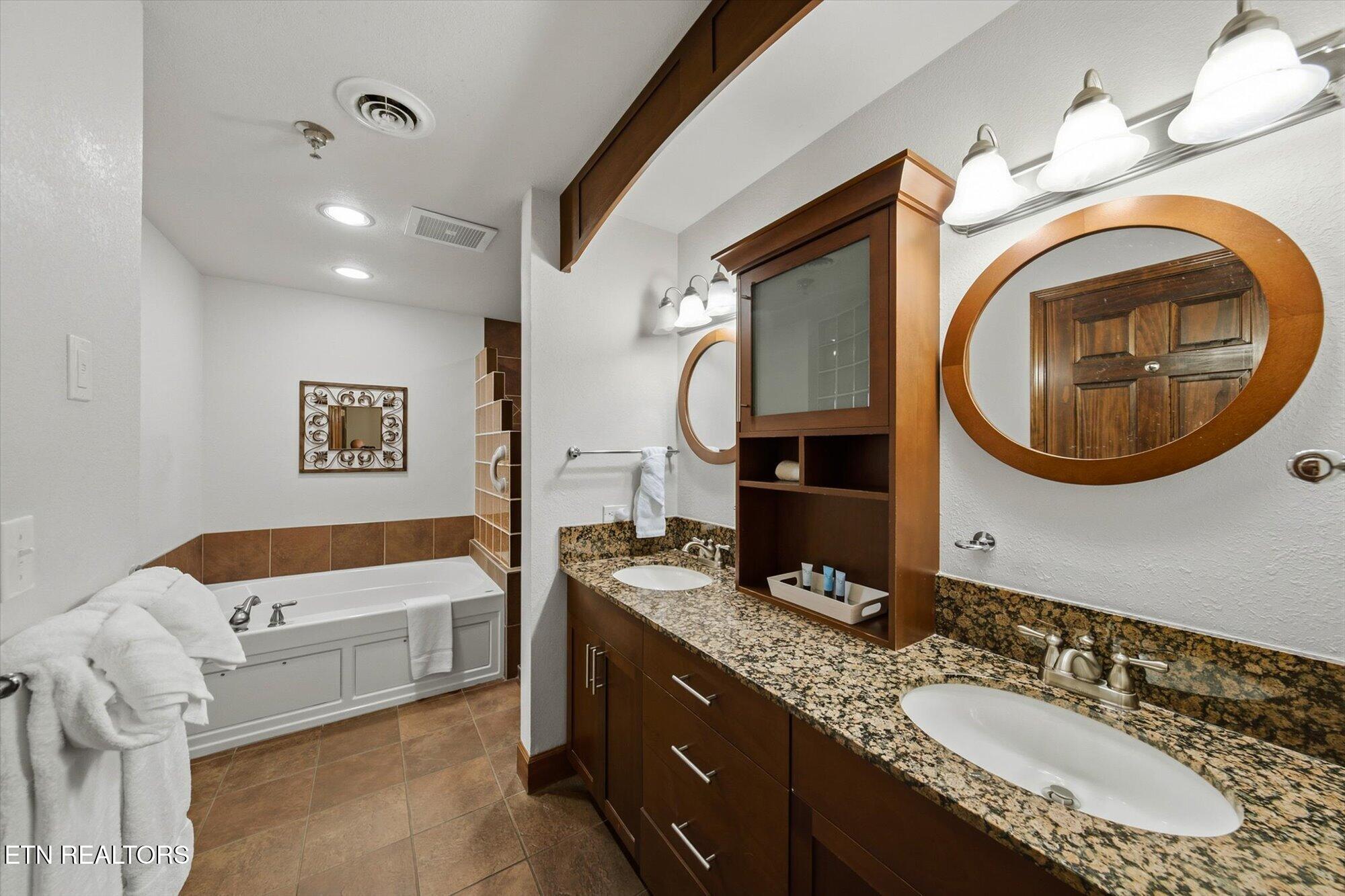 410 Big Bear Way Pigeon Forge TN 37863