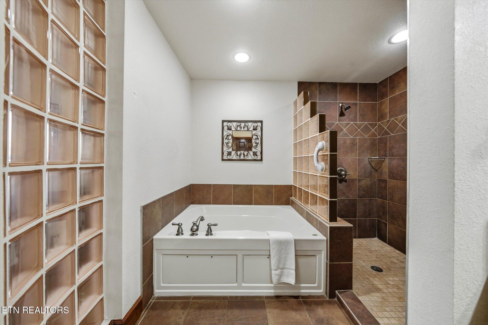 410 Big Bear Way Pigeon Forge TN 37863